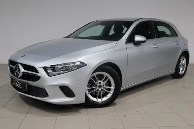 Mercedes-Benz A view 5