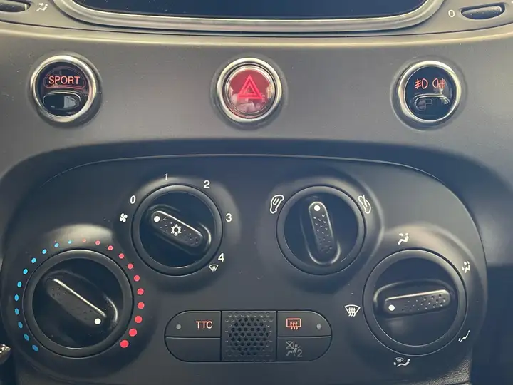 Abarth 595 2017, foto 24
