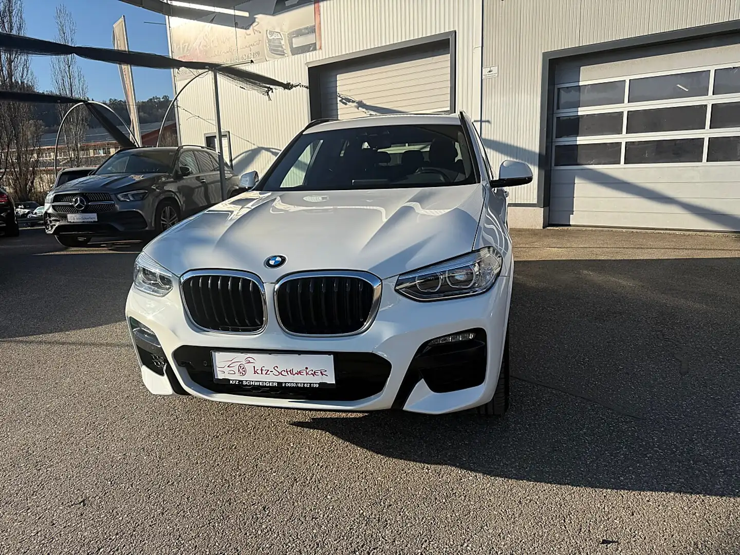BMW X3 xDrive 20d M Sport Aut. Weiß - 2