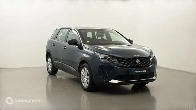 Peugeot 5008 view 3
