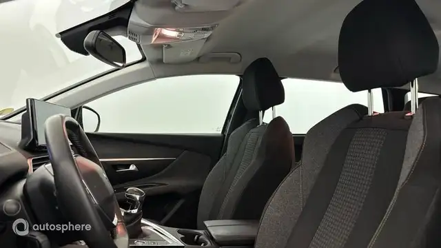 Peugeot 5008 view 12