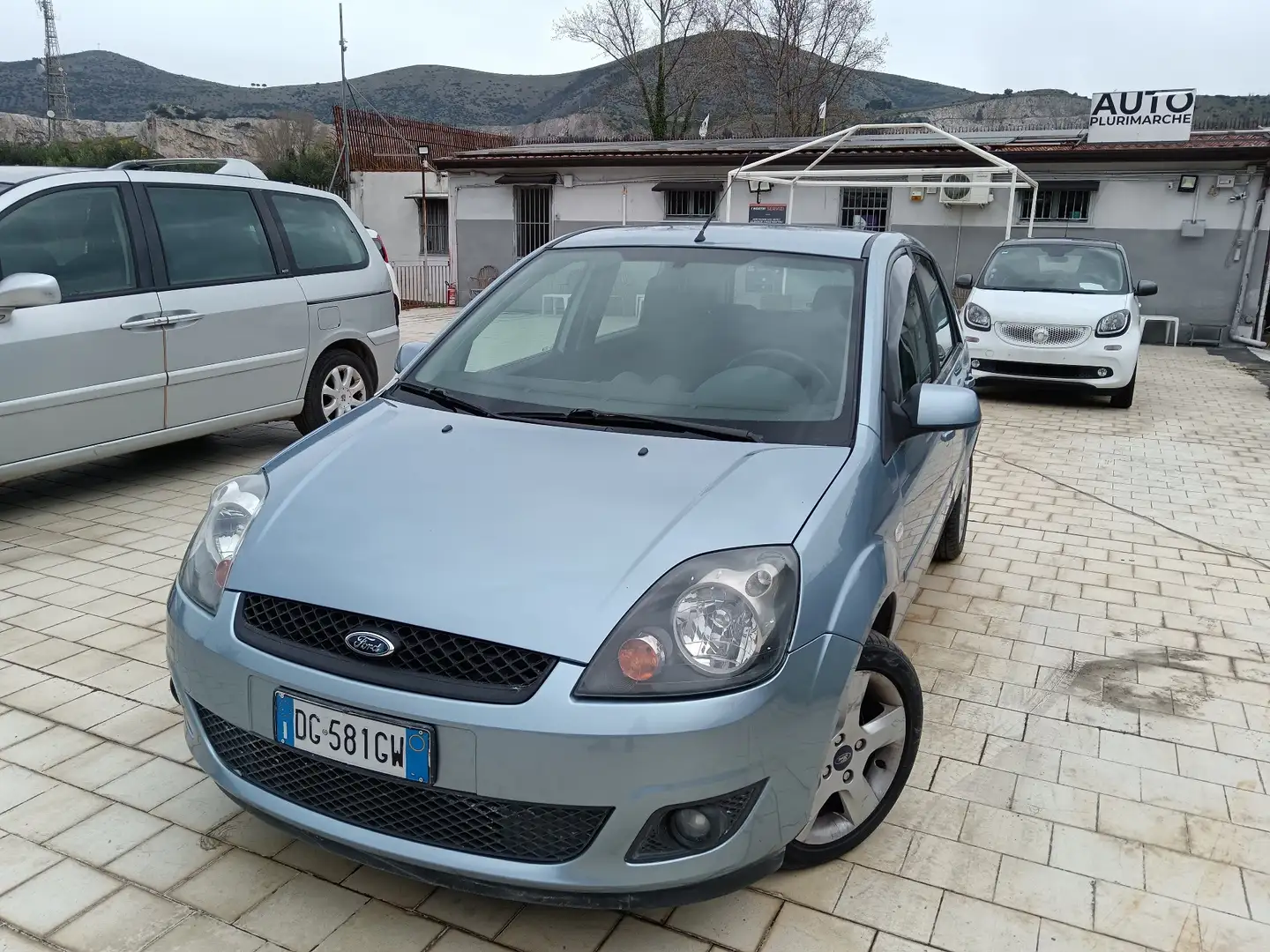 Ford Fiesta 5p 1.4 tdci Ghia - 2