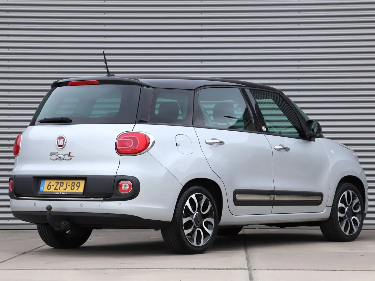 Fiat 500L Living 0.9 TwinAir Lounge 7 PERS. *Navigatie*Parke Grijs - 2