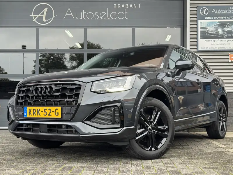 AUDI Q2