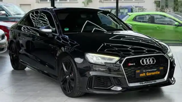 Audi RS3 Limousine 2.5 TFSI quattro – Navi, Matrix LED
