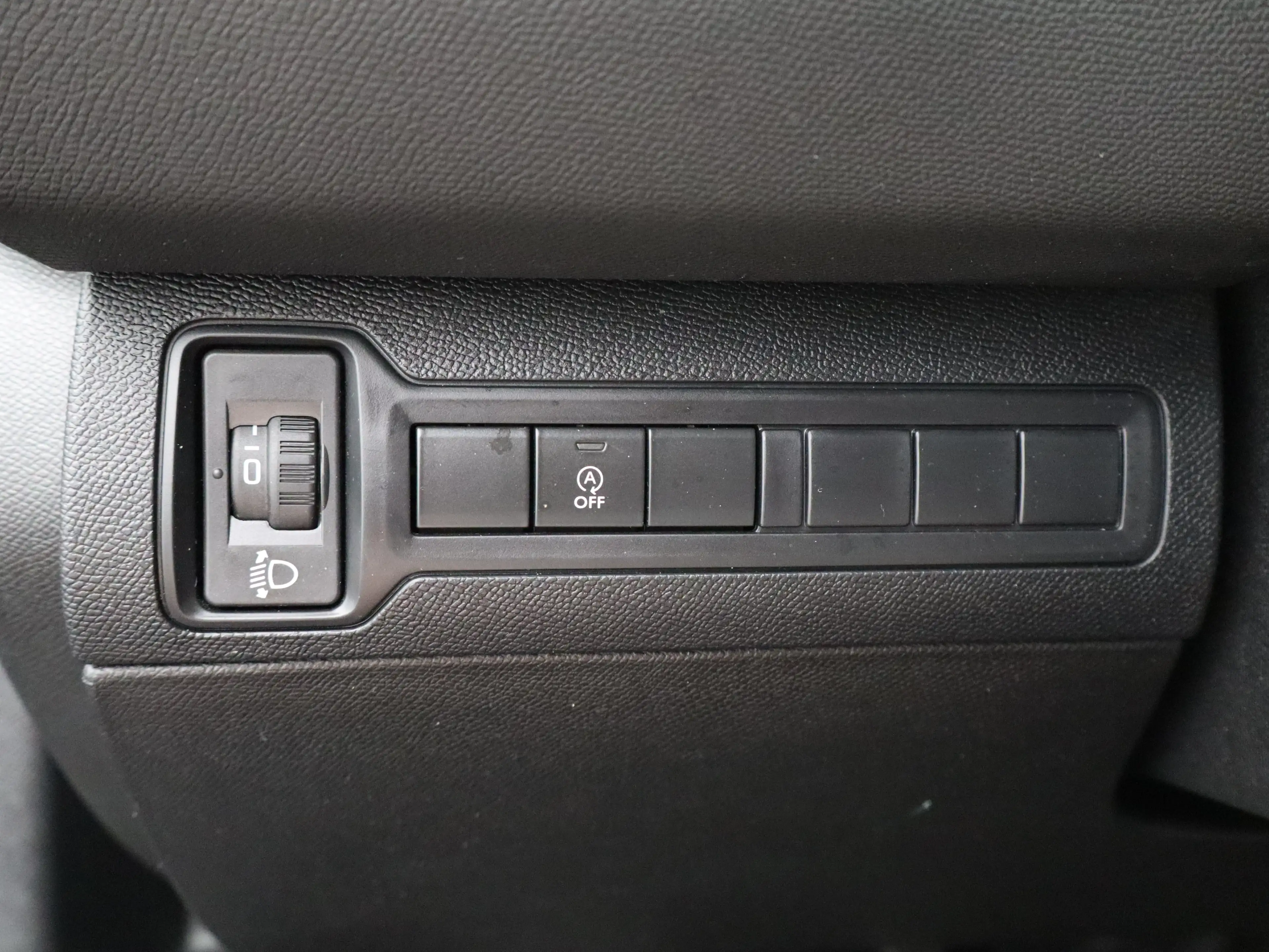 Peugeot 308 1.2 PureTech Allure | Navi | Cruise | Clima | Trek — photo 24