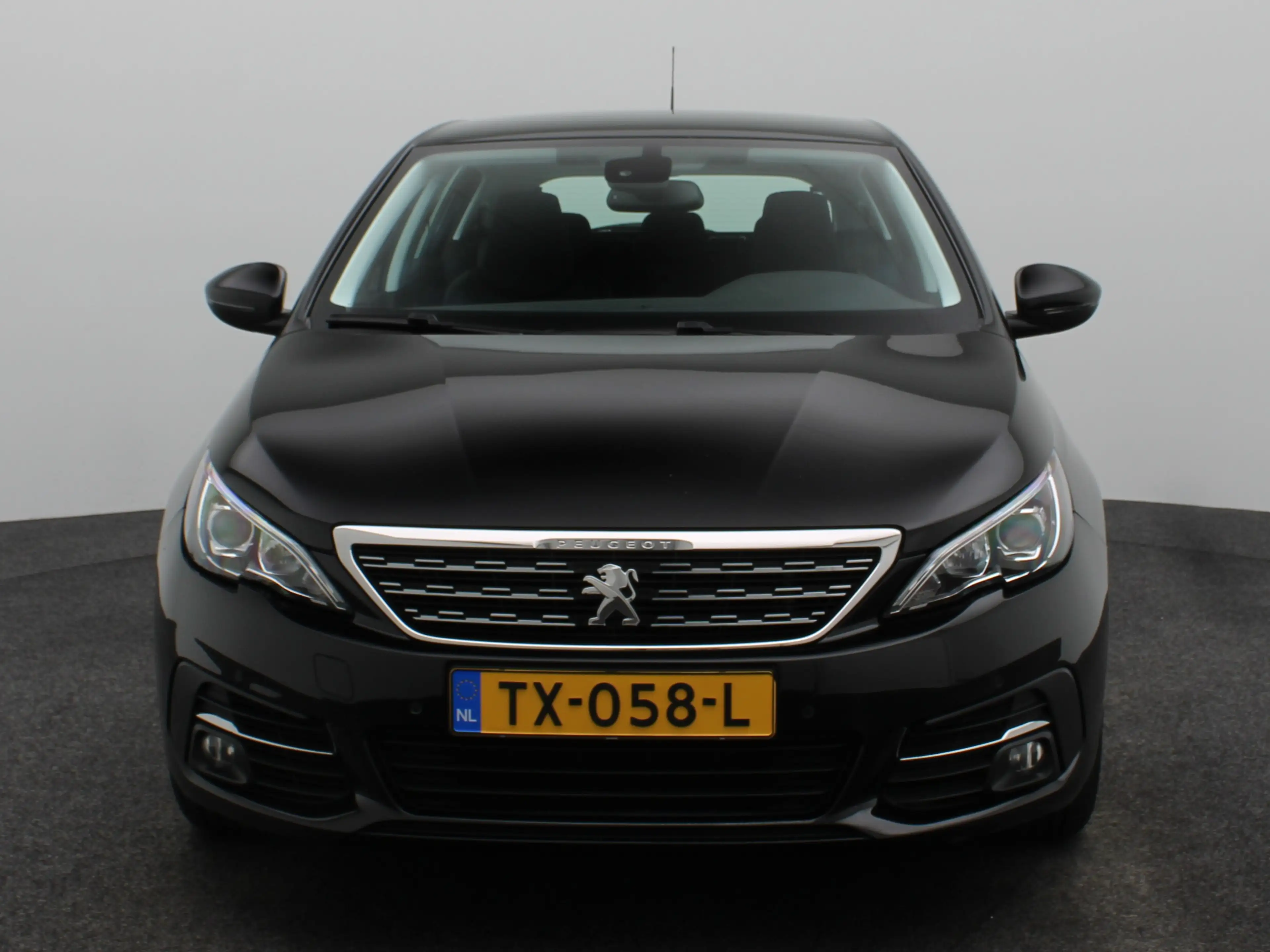 Peugeot 308 1.2 PureTech Allure | Navi | Cruise | Clima | Trek — photo 5