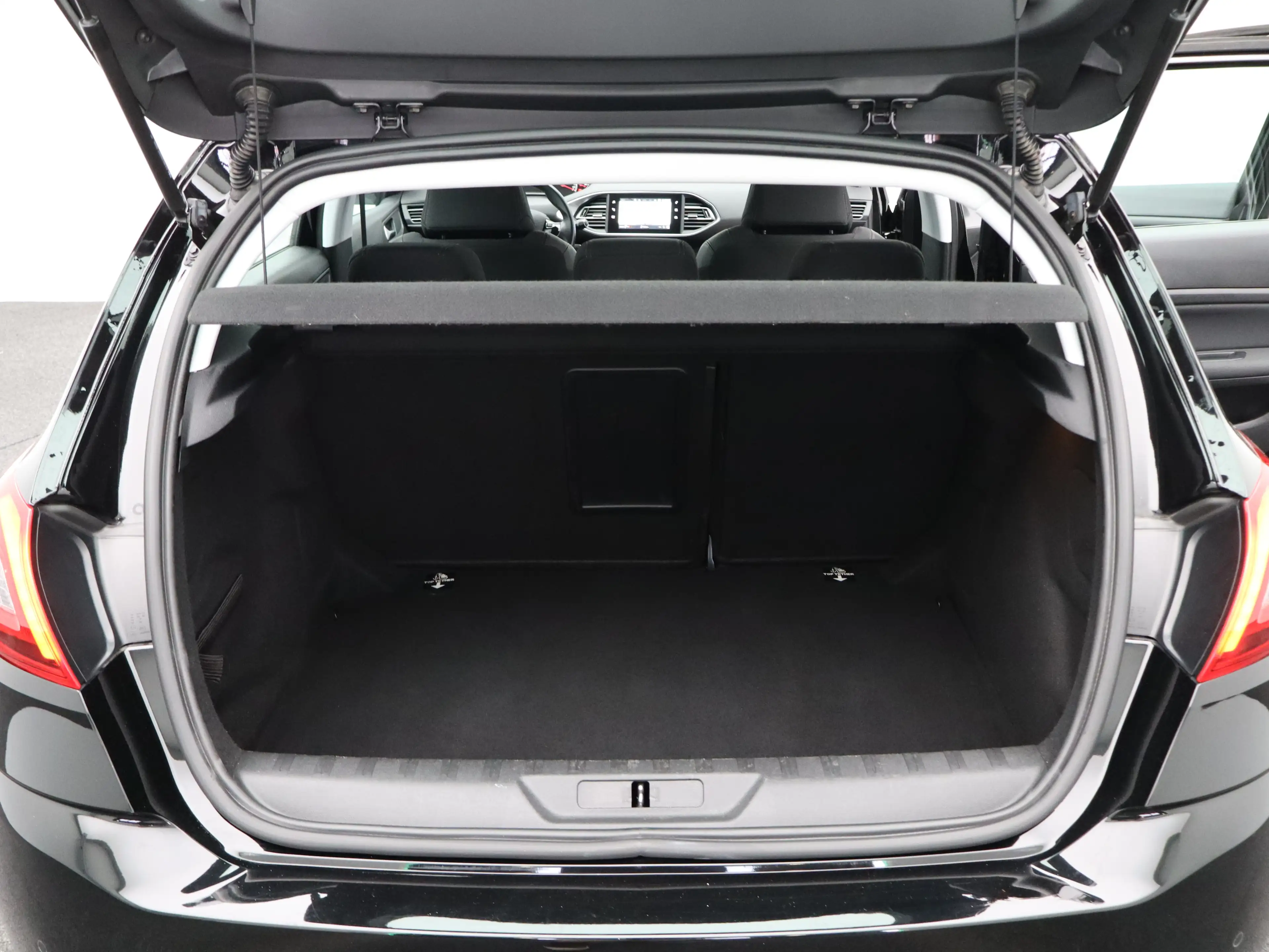 Peugeot 308 1.2 PureTech Allure | Navi | Cruise | Clima | Trek — photo 28
