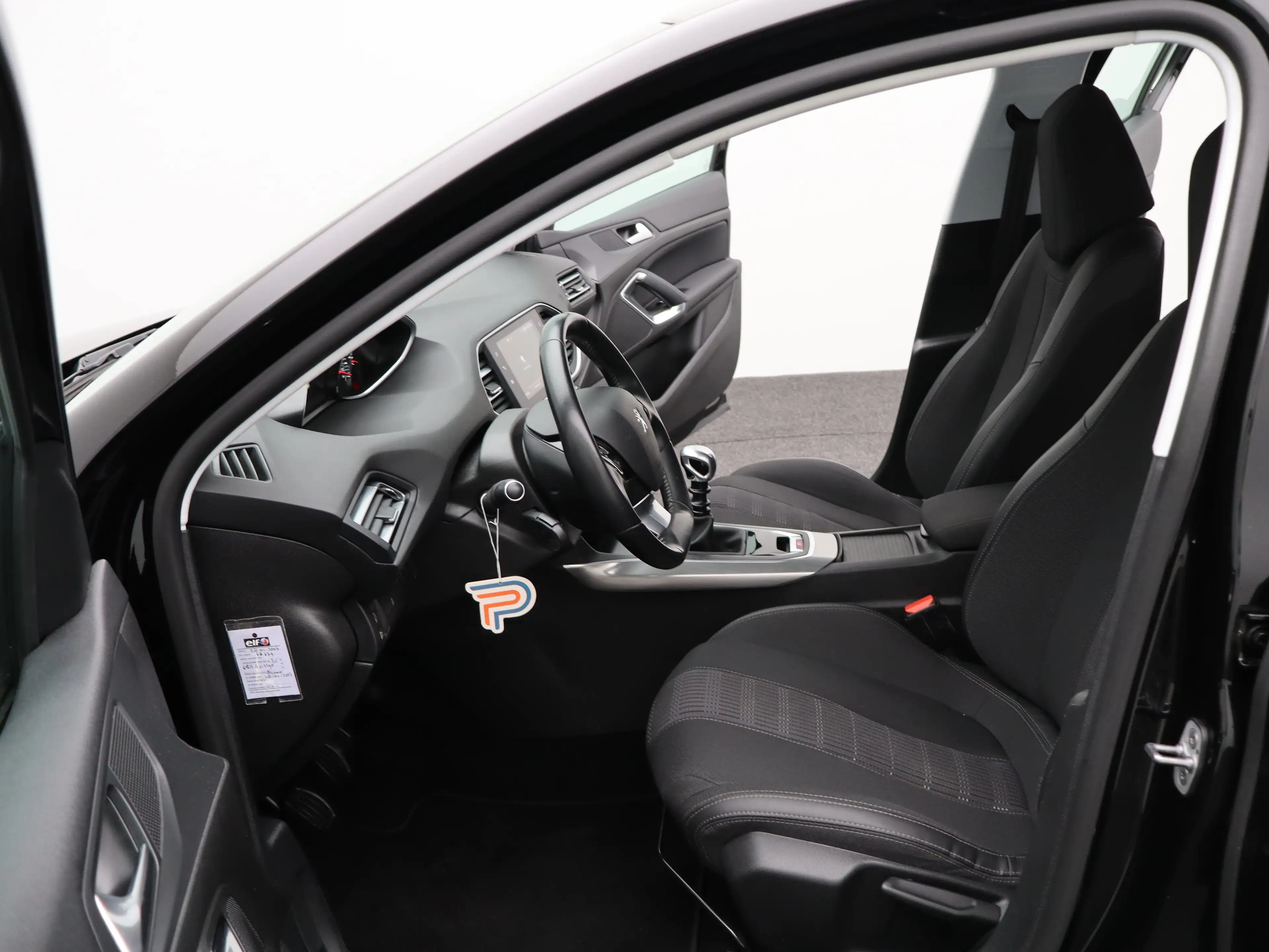 Peugeot 308 1.2 PureTech Allure | Navi | Cruise | Clima | Trek — photo 11