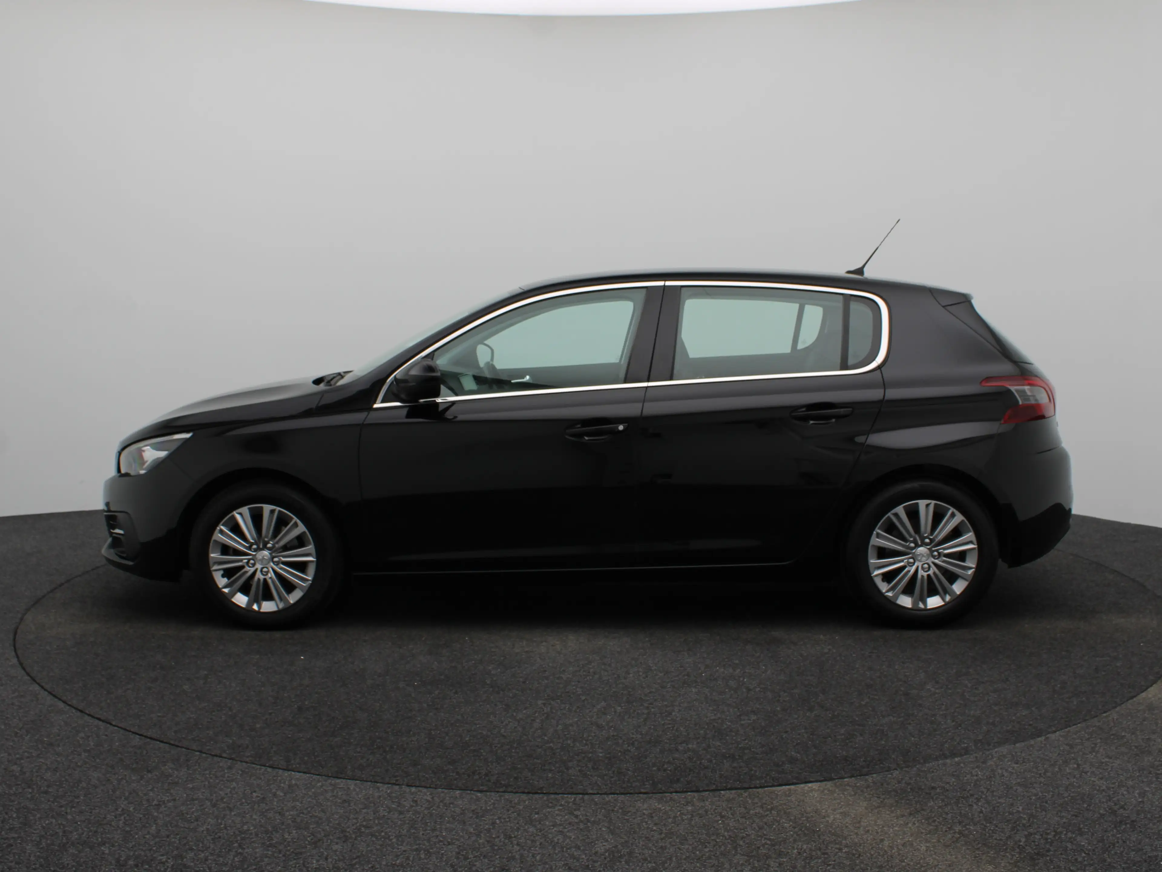Peugeot 308 1.2 PureTech Allure | Navi | Cruise | Clima | Trek — photo 13