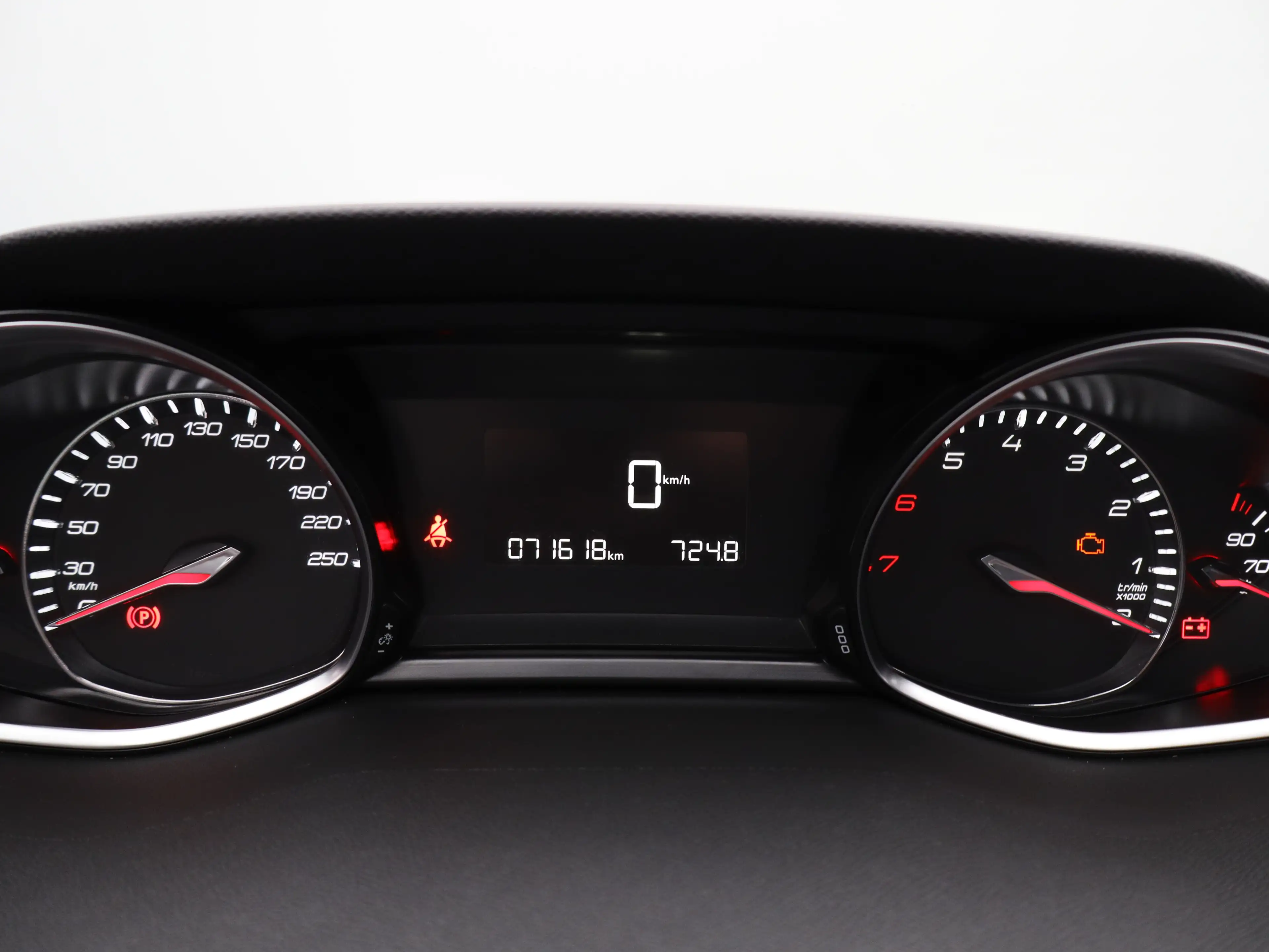 Peugeot 308 1.2 PureTech Allure | Navi | Cruise | Clima | Trek — photo 4