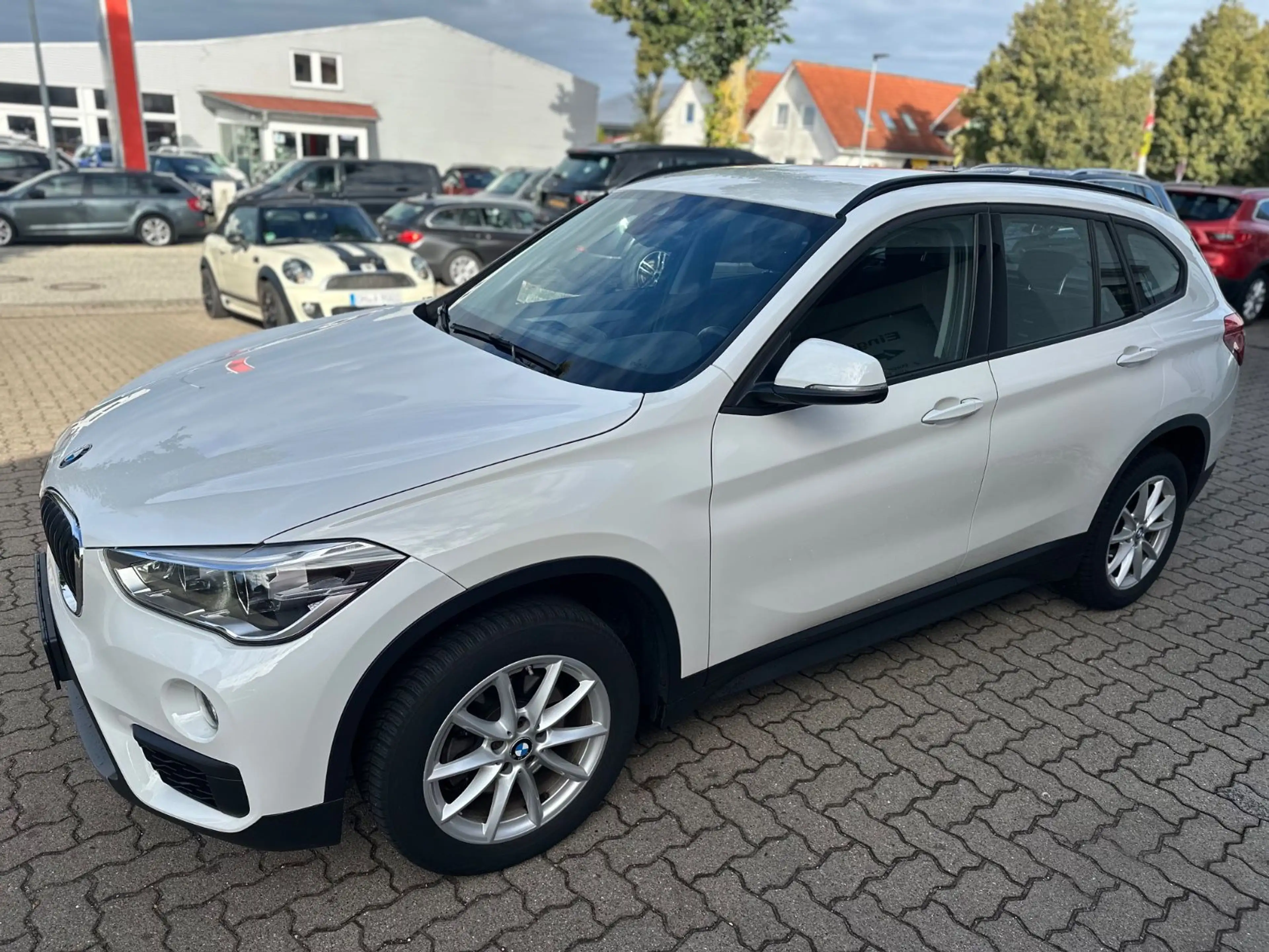 BMW X1 sDrive 18 d Advantage/NAVI/SHZ/TEMP/LED/2HD — photo 2