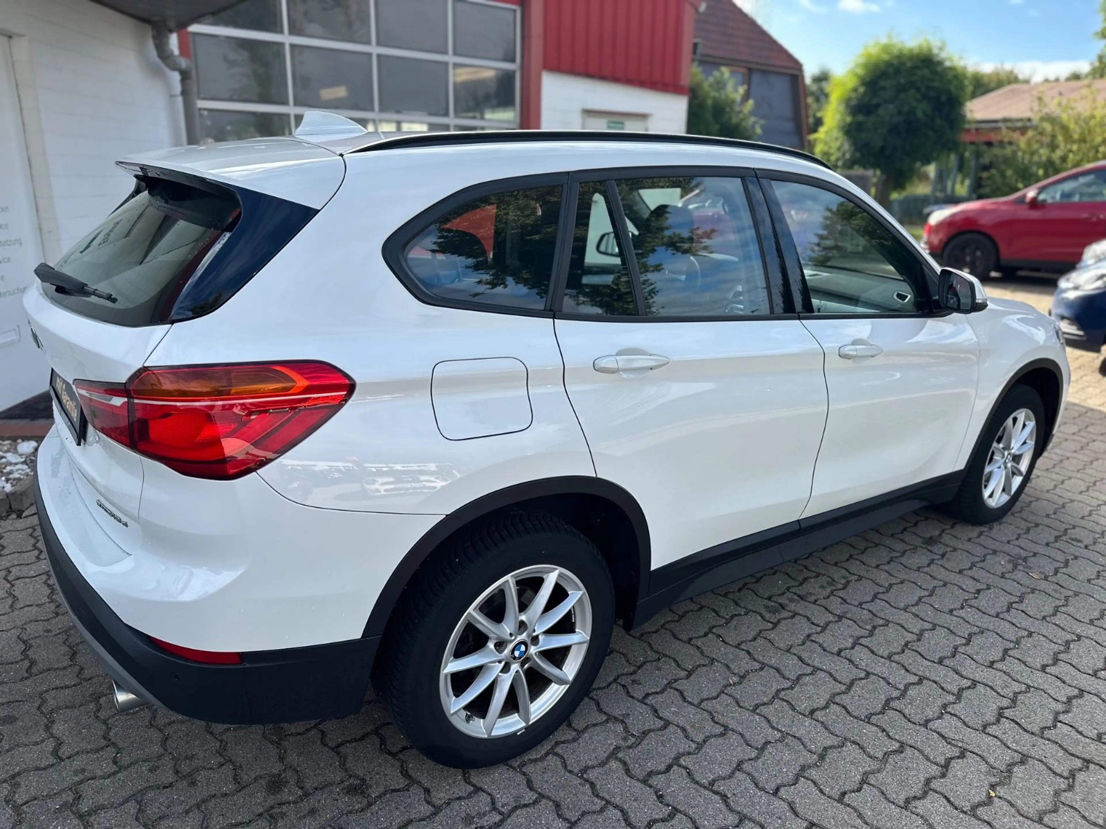 BMW X1 sDrive 18 d Advantage/NAVI/SHZ/TEMP/LED/2HD — photo 5