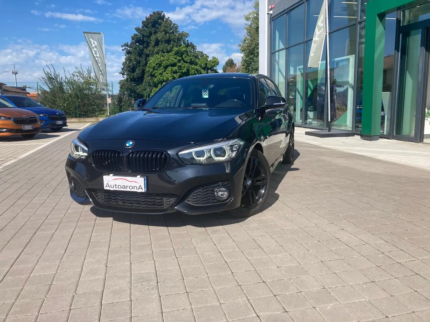 BMW 116 Serie 1 F/20-21 2015 116d Msport 5p auto Negro - 1