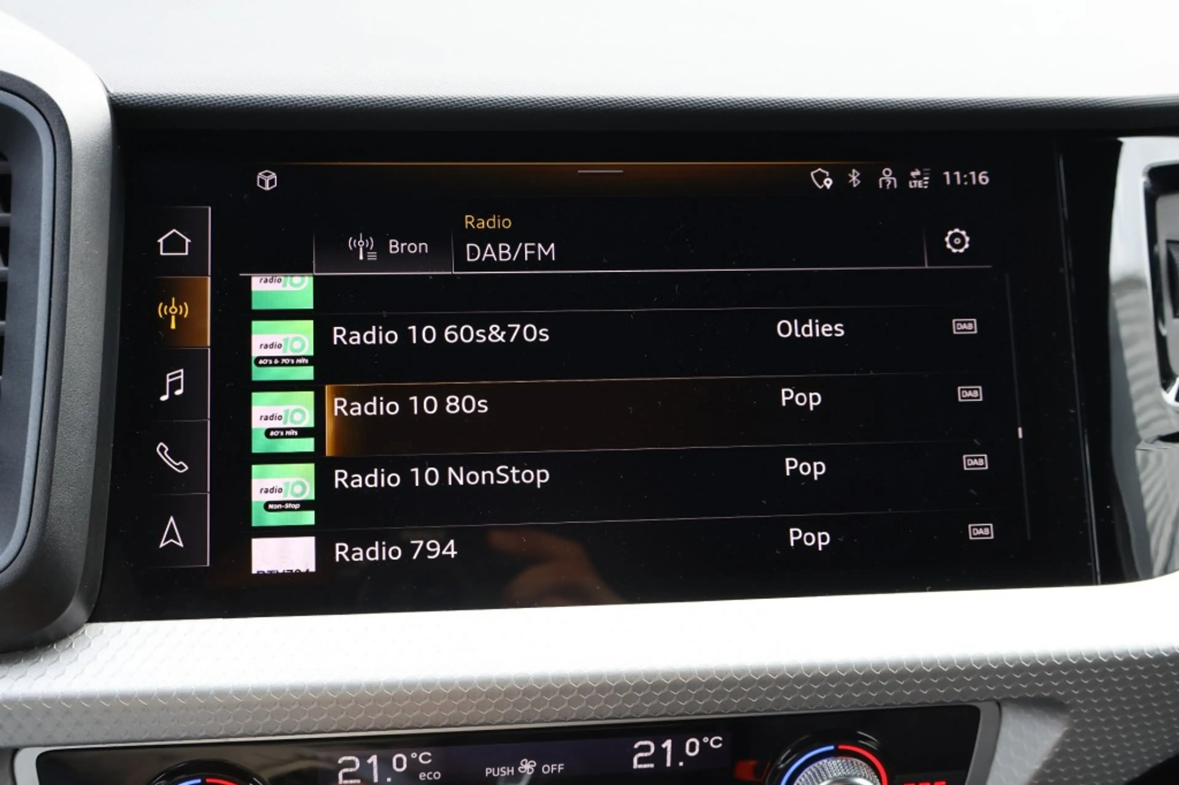 Audi A1 Sportback 35 TFSI S-tronic 150pk S-line Navi / PDC — photo 16