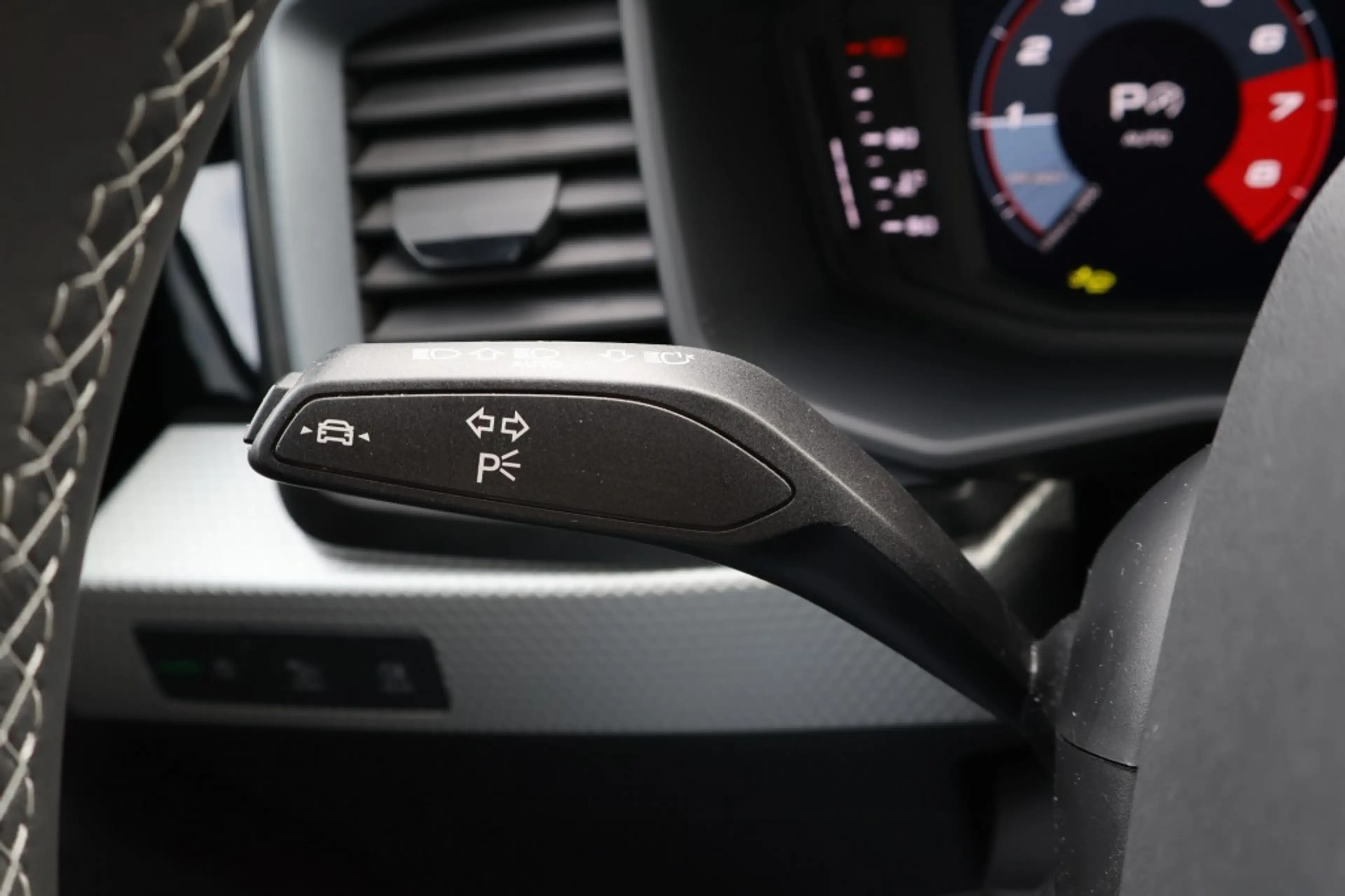 Audi A1 Sportback 35 TFSI S-tronic 150pk S-line Navi / PDC — photo 43