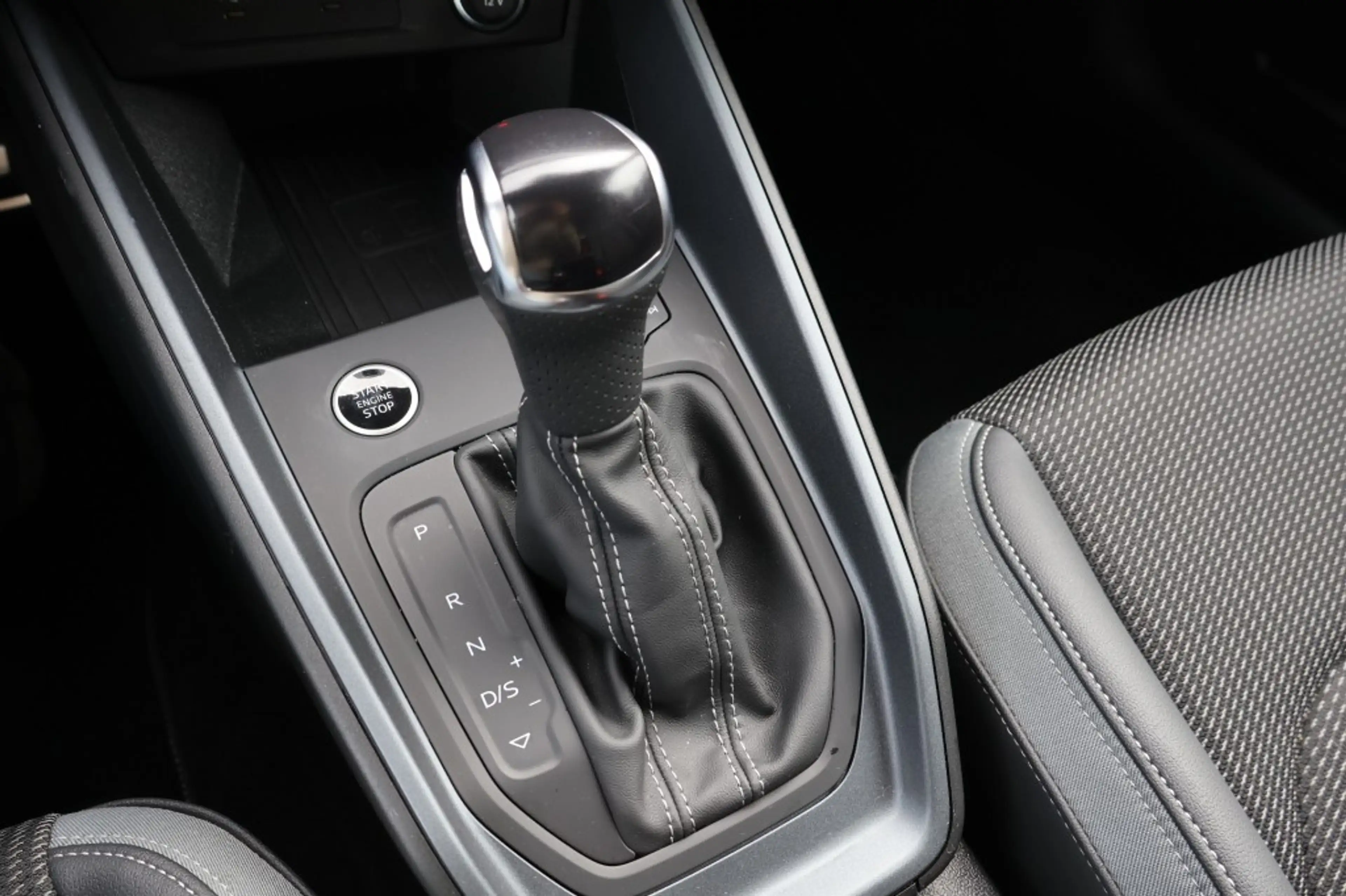 Audi A1 Sportback 35 TFSI S-tronic 150pk S-line Navi / PDC — photo 49