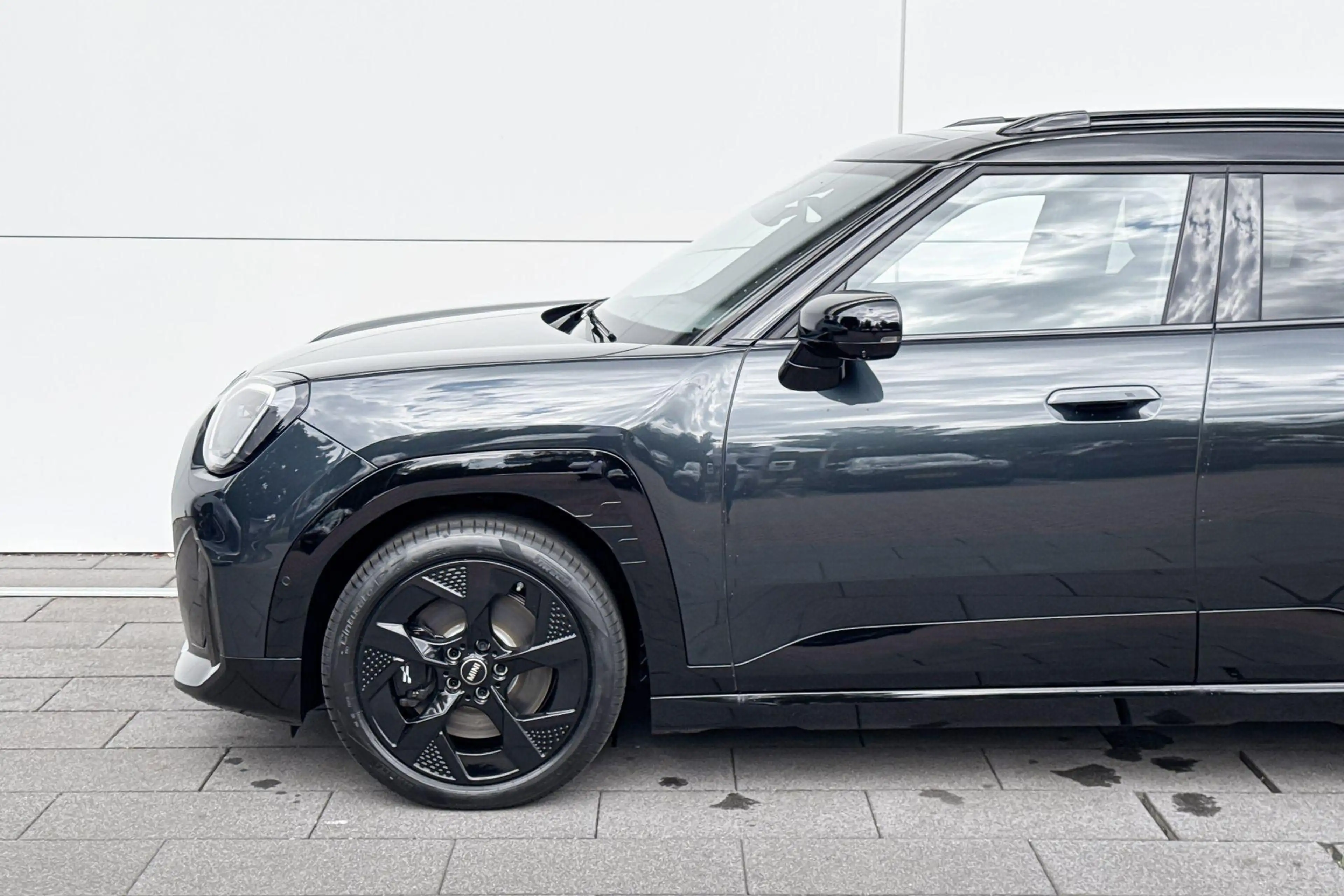 MINI Aceman SE John Cooper Works L 54.2 kWh | 18 Inch John Coo — photo 4