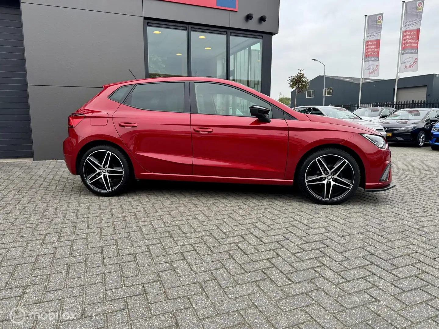 SEAT Ibiza 1.0 TSI FR Business Intense Rood - 2
