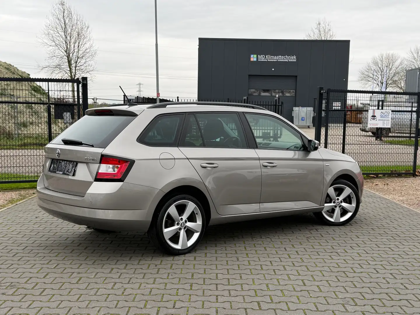 Skoda Fabia Combi 1.0 TSI 110pk Clever | Climate control | Par Gris - 2
