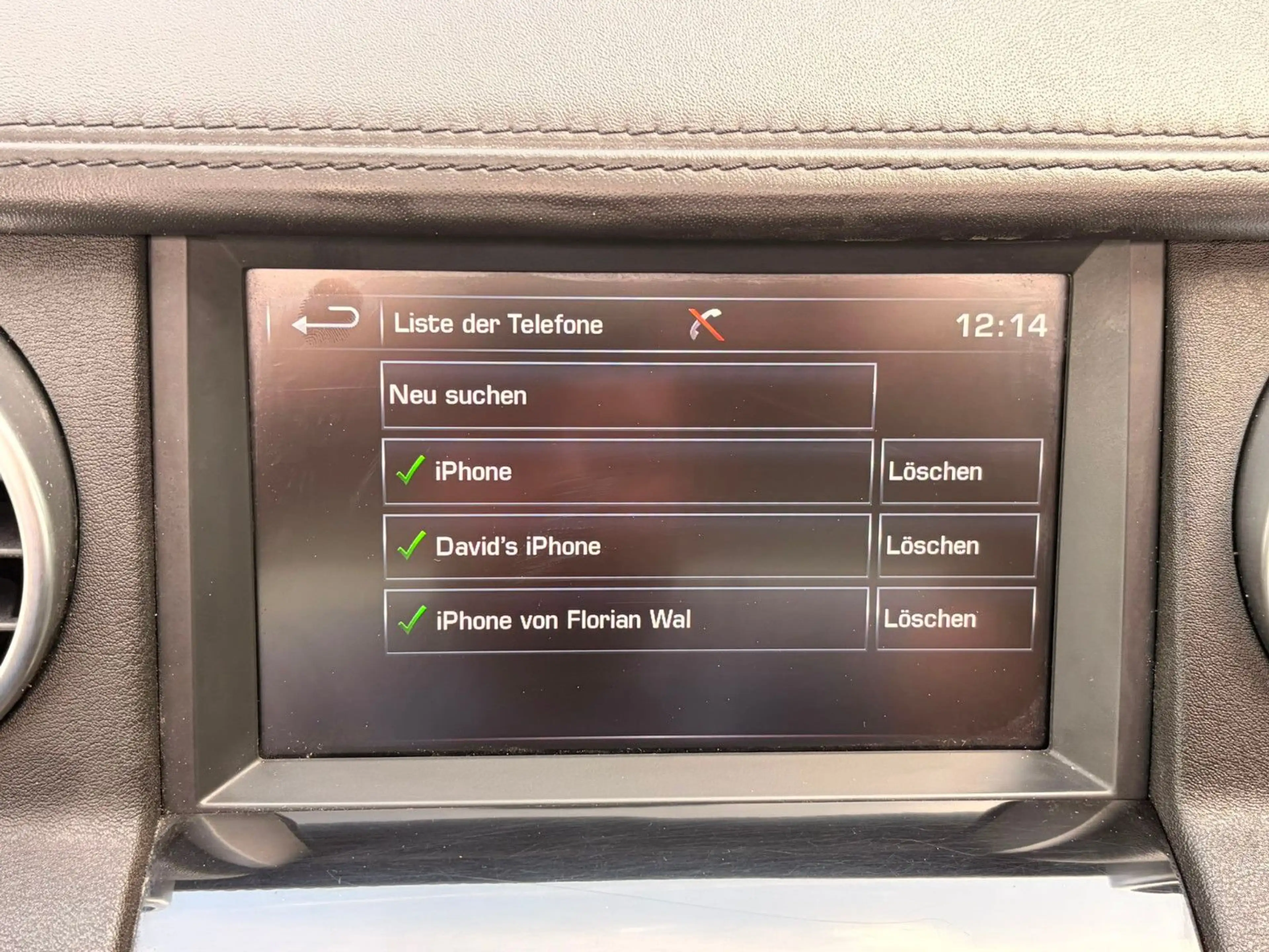 Land Rover Discovery 4 SDV6 Landmark — photo 14