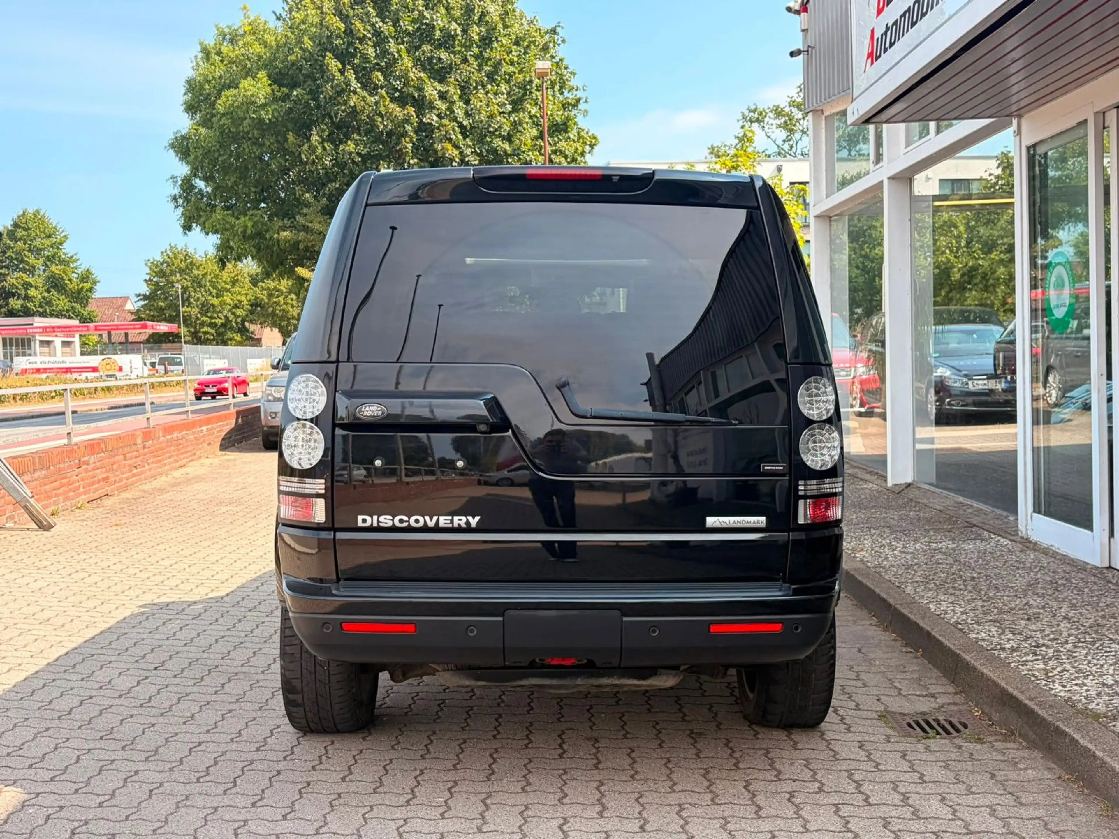 Land Rover Discovery 4 SDV6 Landmark — photo 3