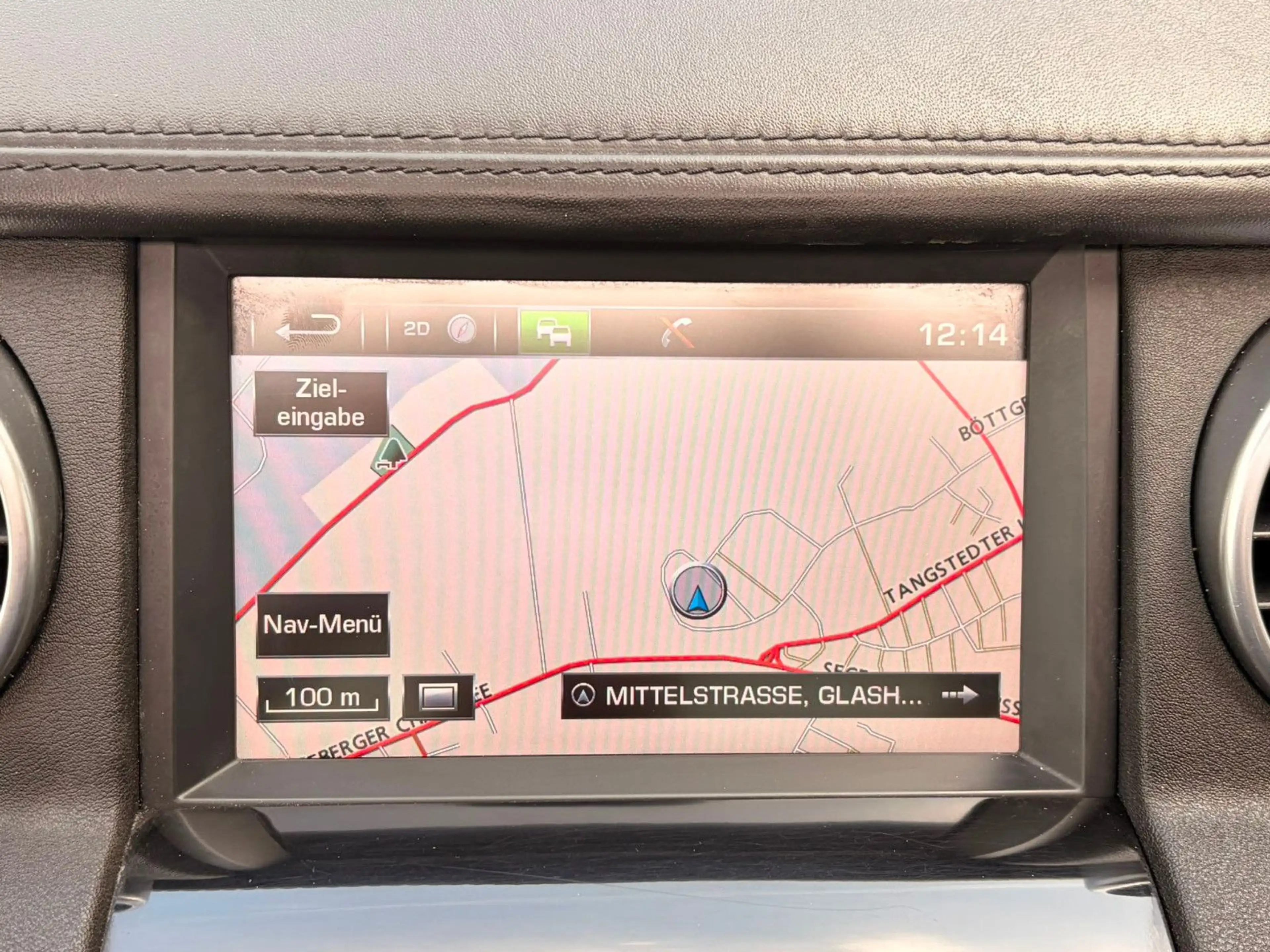 Land Rover Discovery 4 SDV6 Landmark — photo 13