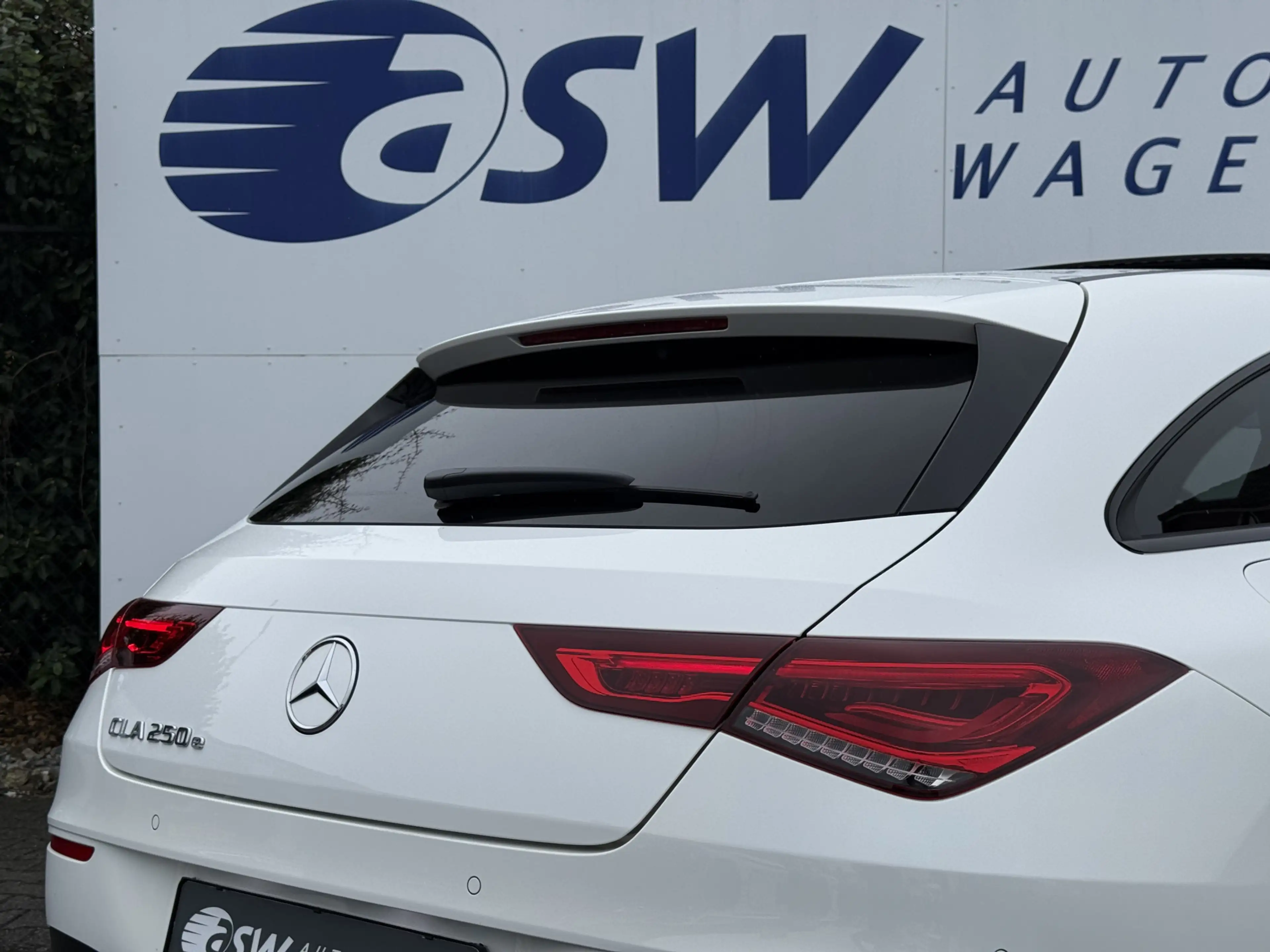 Mercedes-Benz CLA 250 Shooting Brake e Business Solution AMG | Pano | Am — photo 34