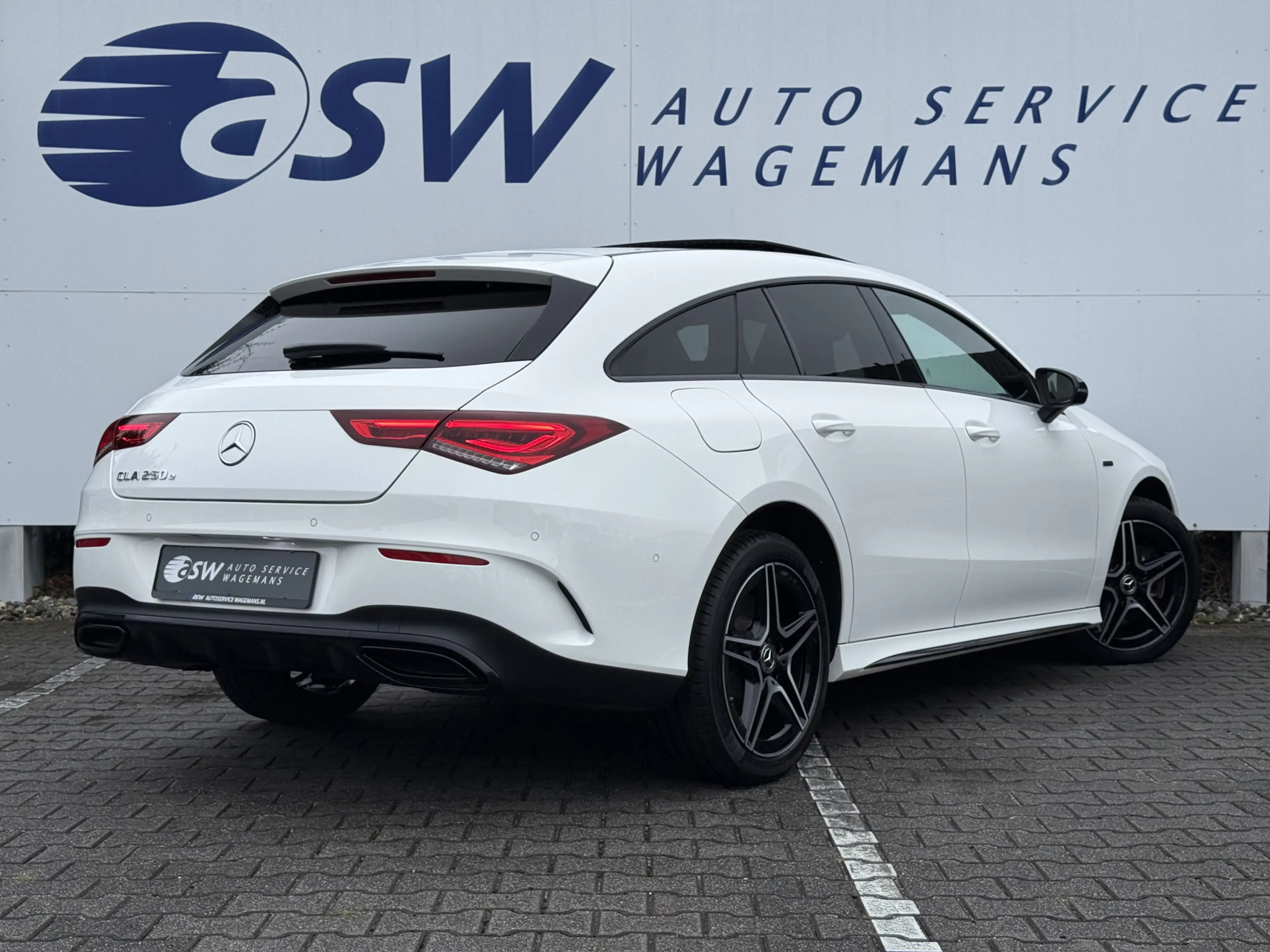 Mercedes-Benz CLA 250 Shooting Brake e Business Solution AMG | Pano | Am — photo 5