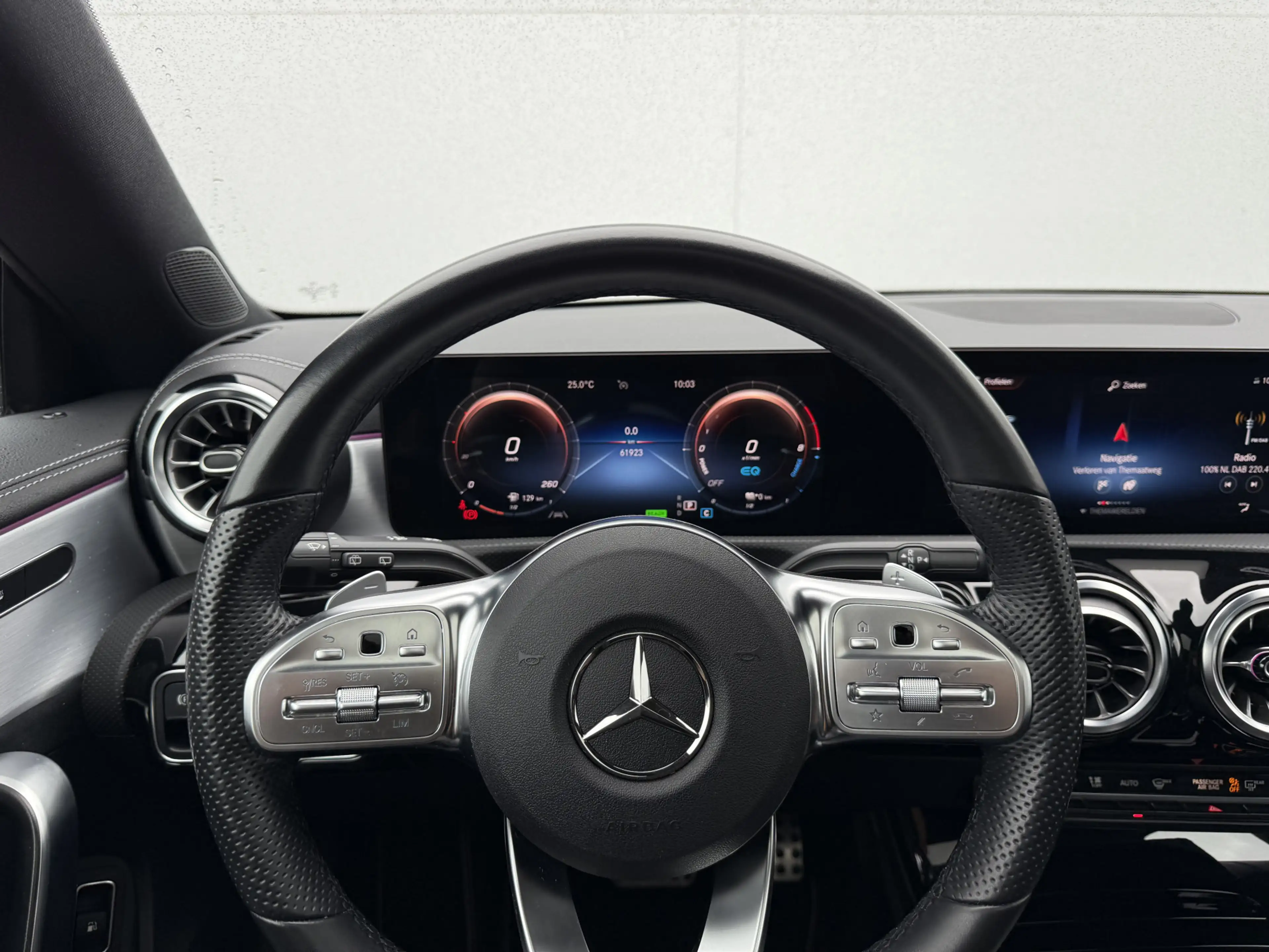 Mercedes-Benz CLA 250 Shooting Brake e Business Solution AMG | Pano | Am — photo 13