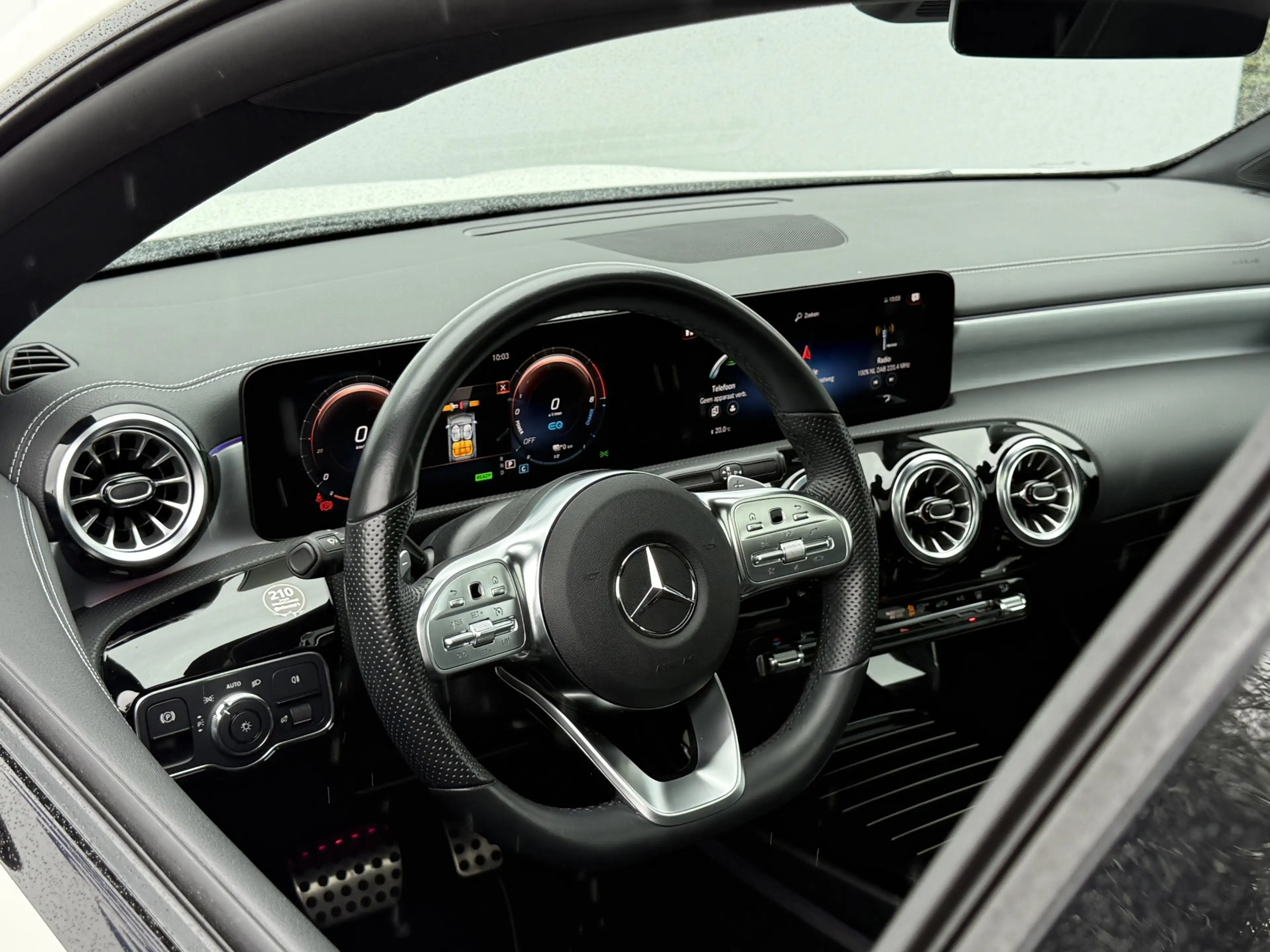Mercedes-Benz CLA 250 Shooting Brake e Business Solution AMG | Pano | Am — photo 9