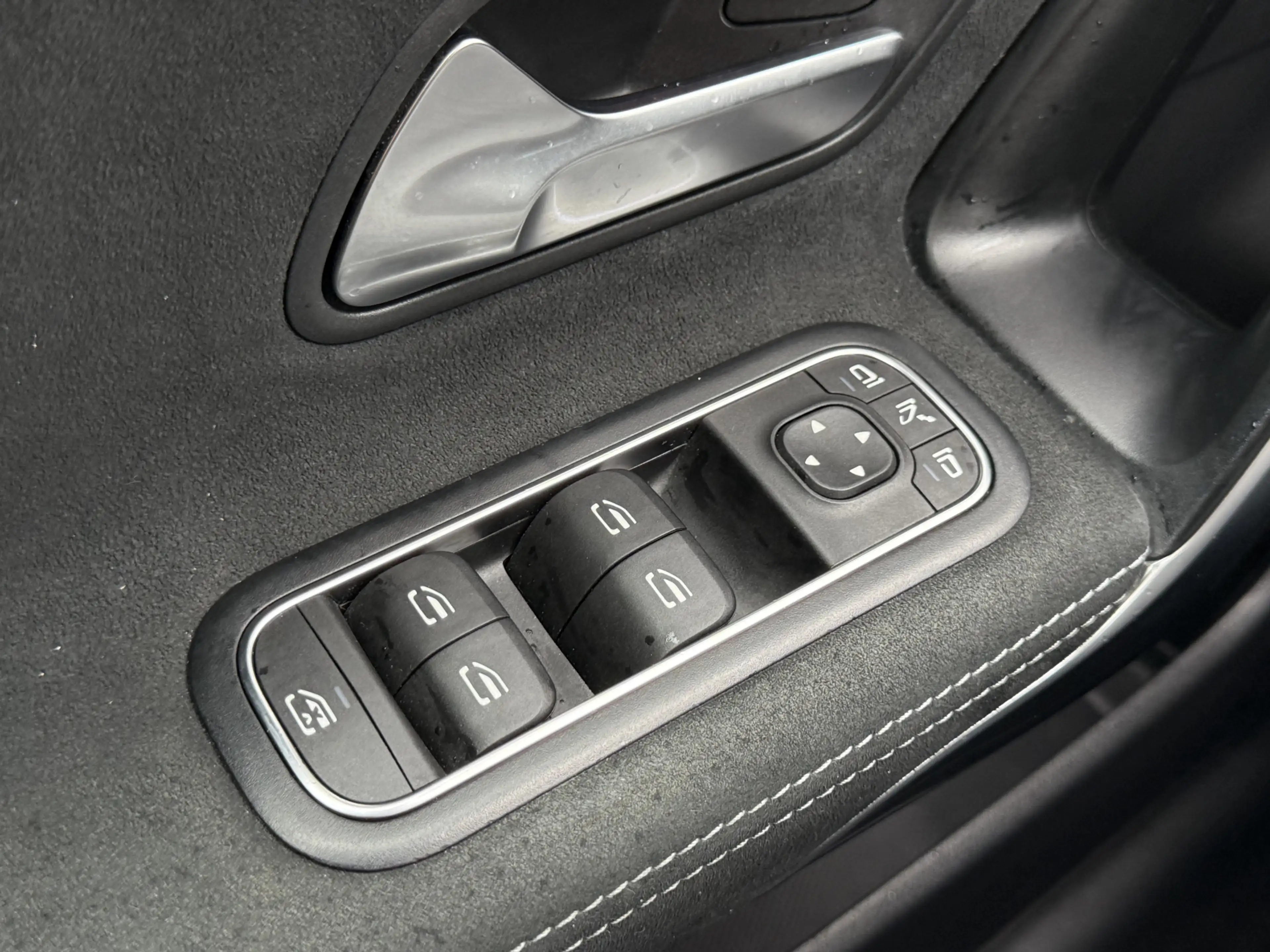 Mercedes-Benz CLA 250 Shooting Brake e Business Solution AMG | Pano | Am — photo 12