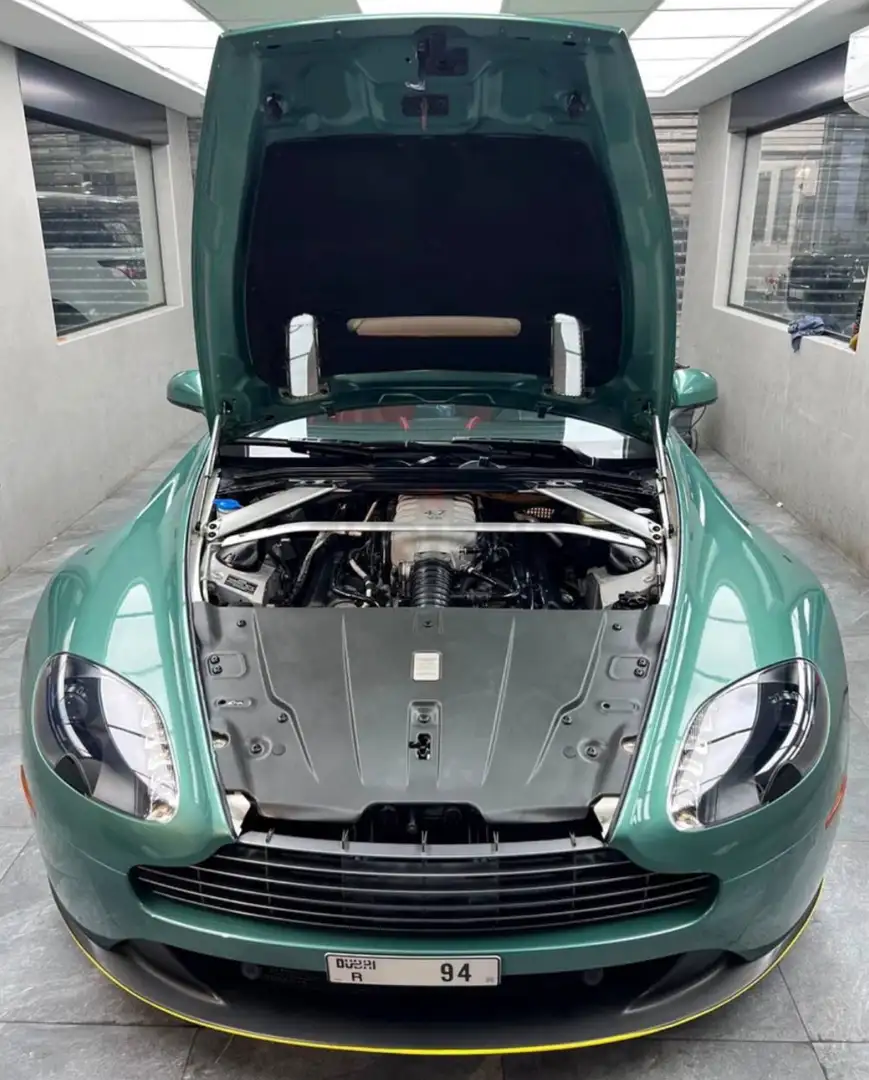 Aston Martin Vantage Vantage Coupe 4.3 V8 sportshift Grün - 2