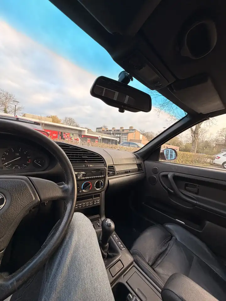 BMW 328i, foto 6