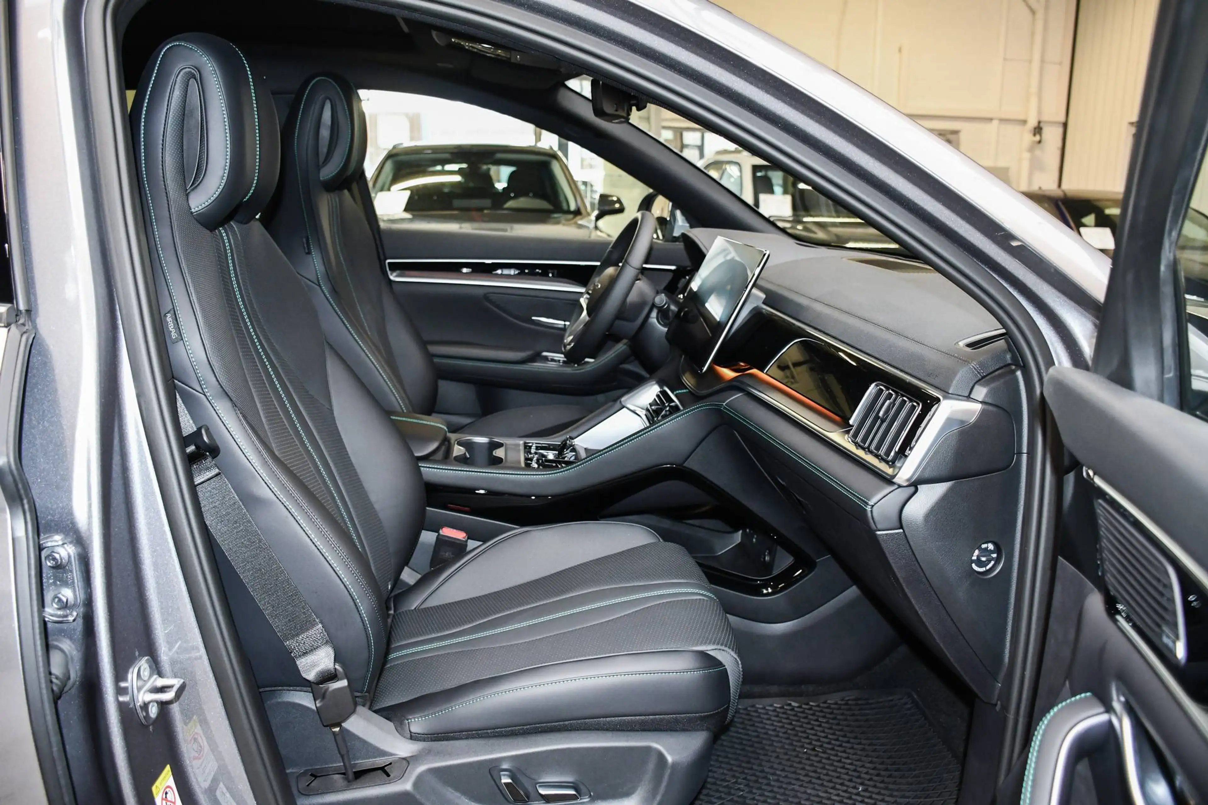 BYD Seal U DM-i Boost - NAVIGATIE / PANORAMISCH / SMARTLINK / ACC / BLIS / CAMERA / PDC — photo 7
