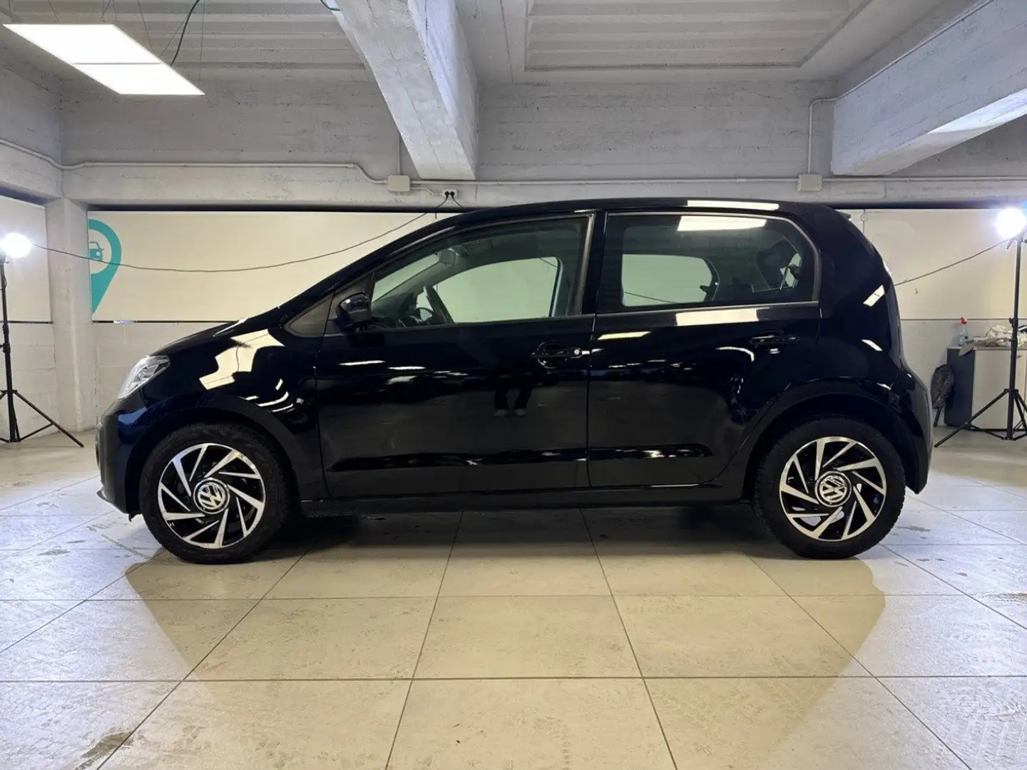 Volkswagen up! 1.0 44kW high BMT Nero - 2