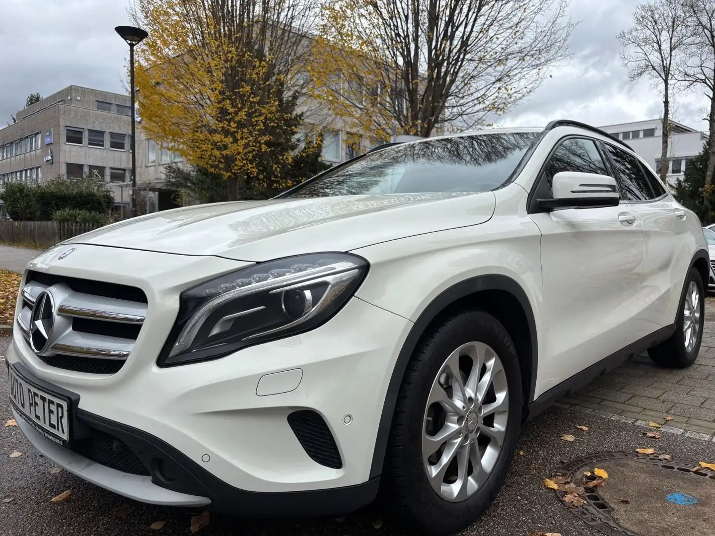 Mercedes-Benz GLA 220 GLA GLA 220 CDI / d 4Matic Weiß - 1