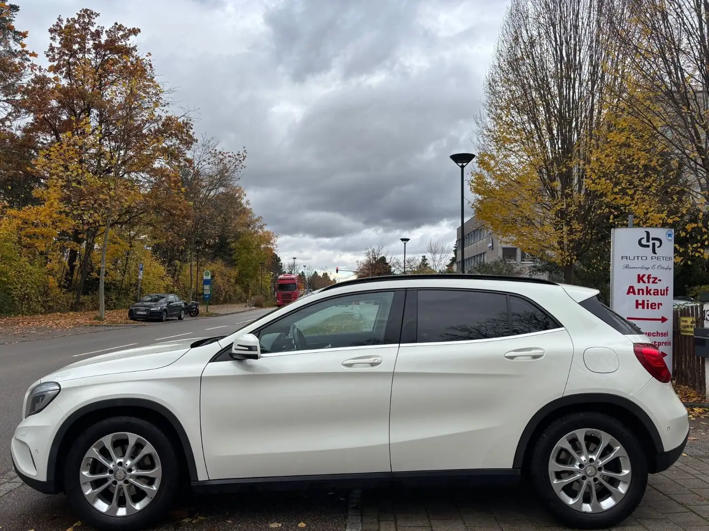 Mercedes-Benz GLA 220 GLA GLA 220 CDI / d 4Matic Weiß - 2