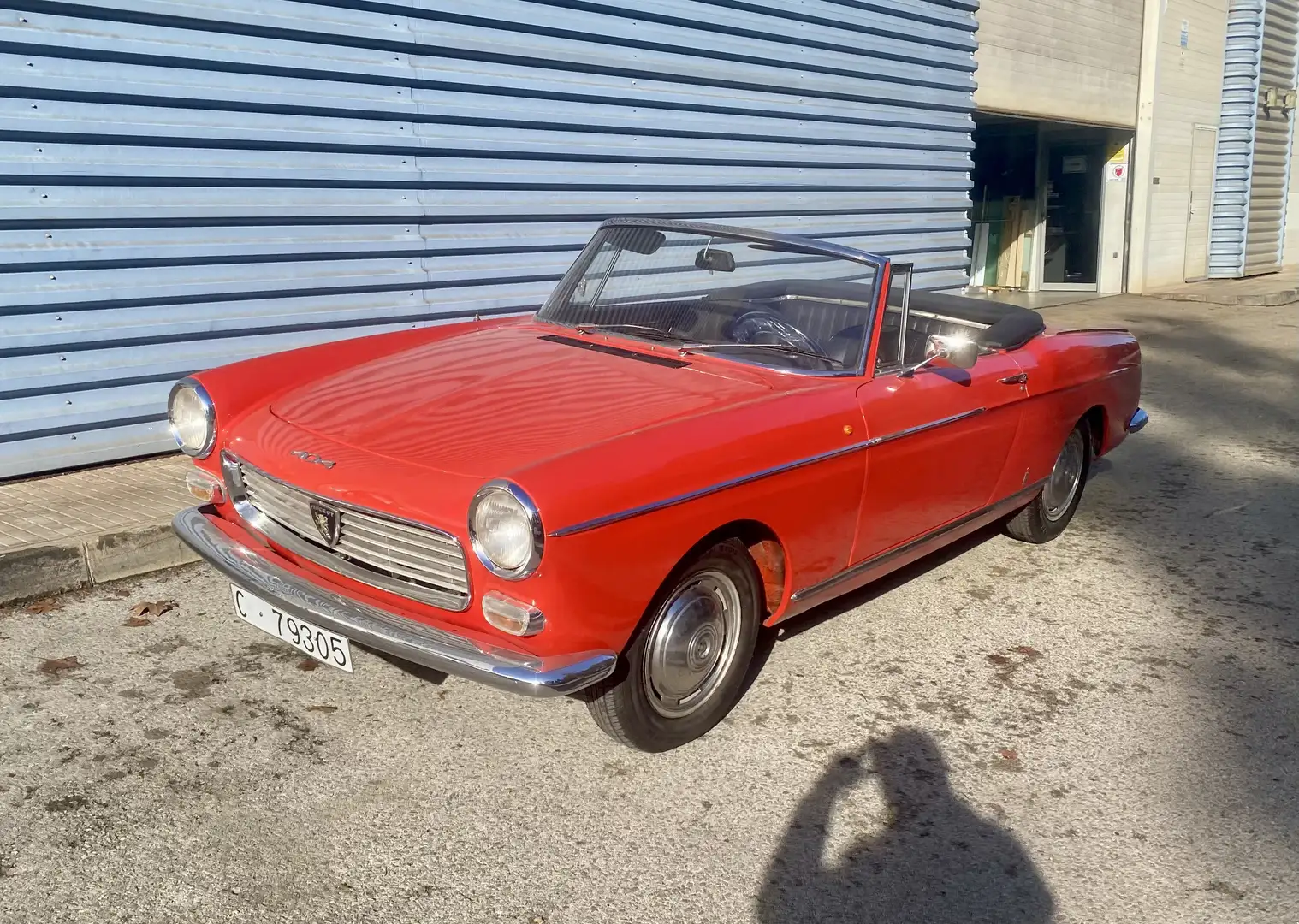 Peugeot 404 Cabriolet Rojo - 2
