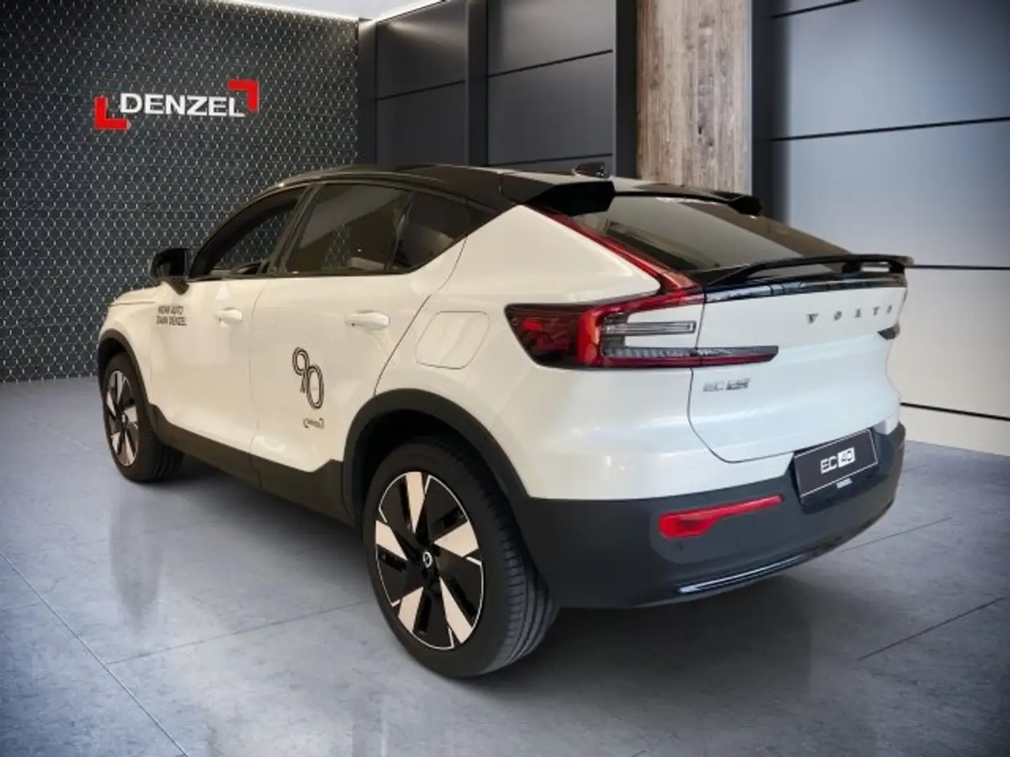 Volvo EC40 Single Motor Extended Range Ultra Blanco - 2