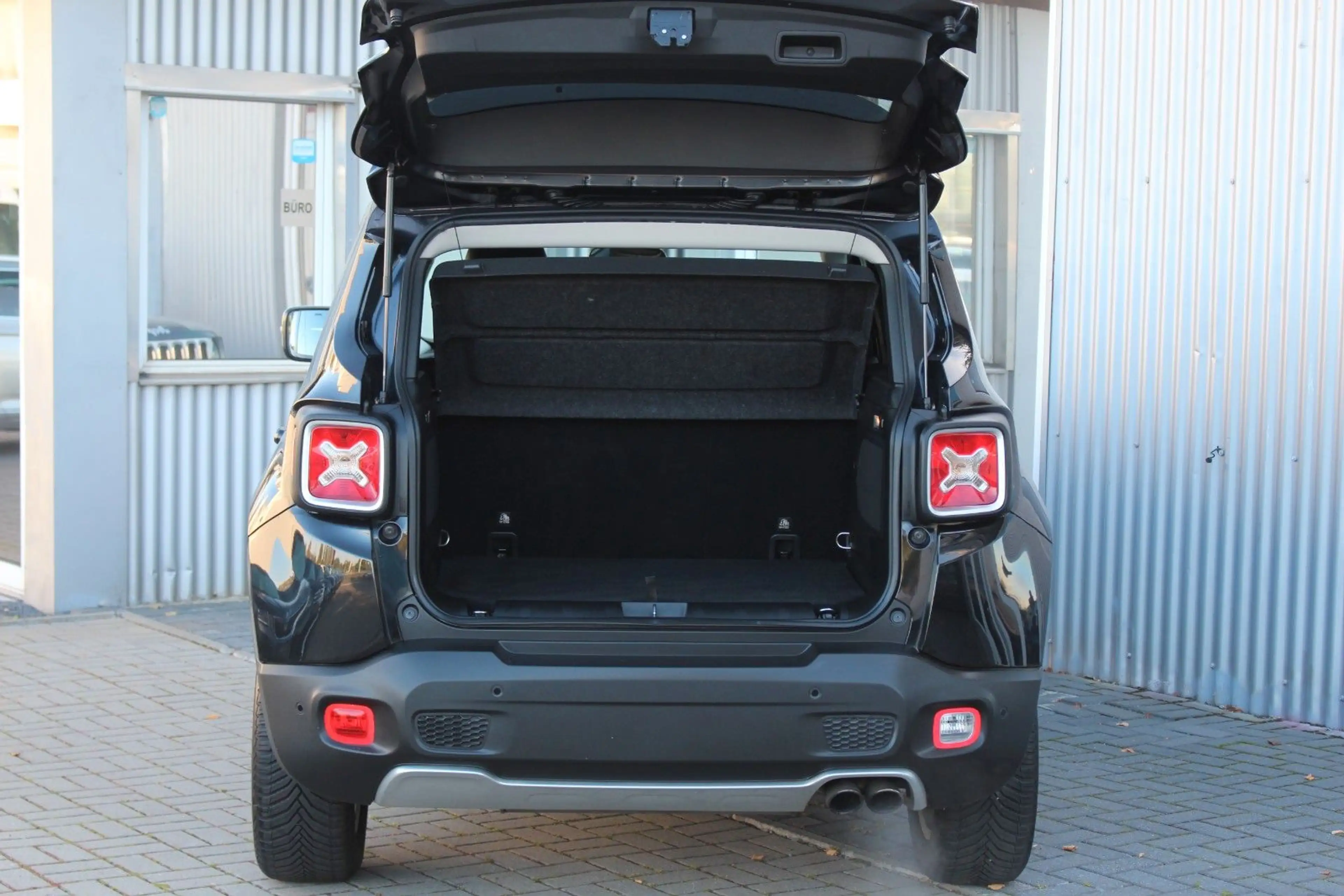 Jeep Renegade 1.4 MultiAir Limited FWD+ACC+Leder — photo 9