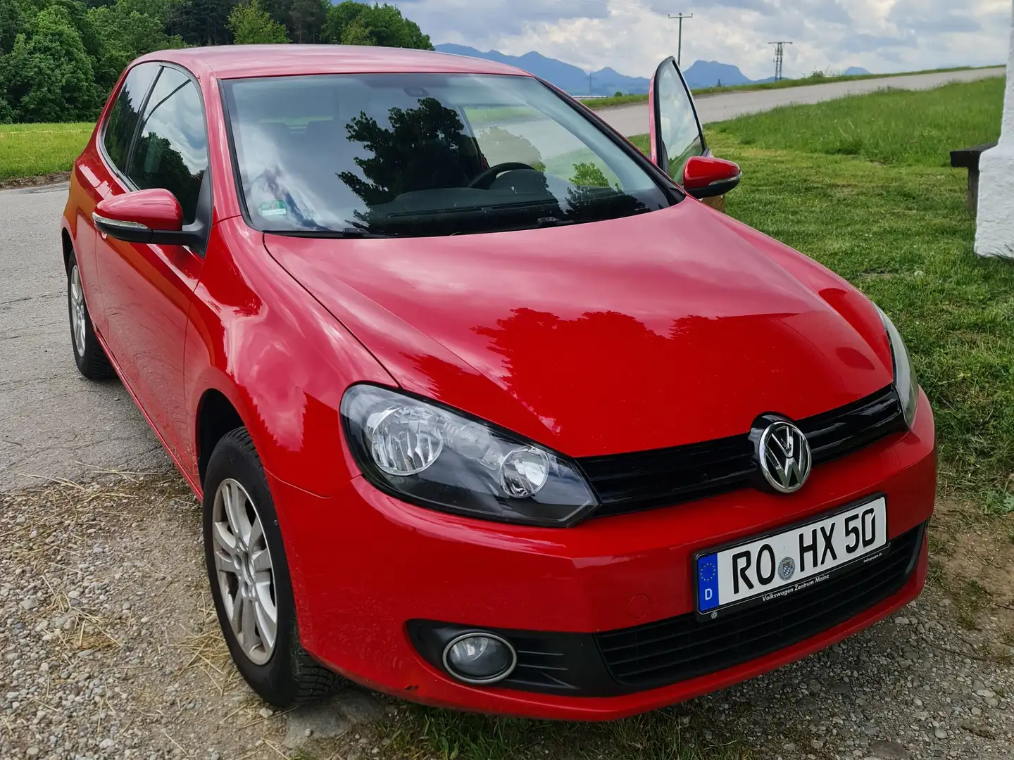 Volkswagen Golf 1390 Rot - 1