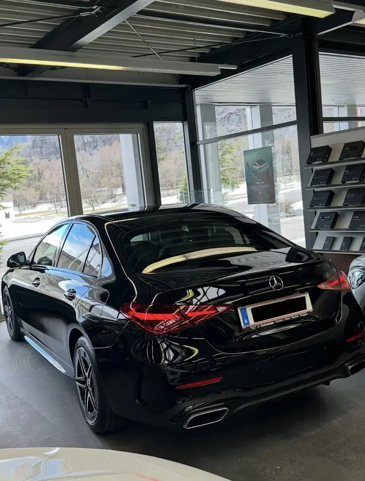 Mercedes-Benz C 300