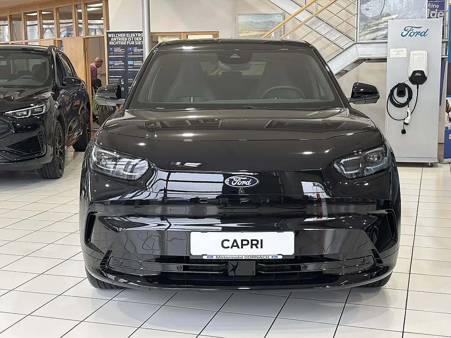 Ford Capri Elektro 77kWh Extended Range Select Schwarz - 2