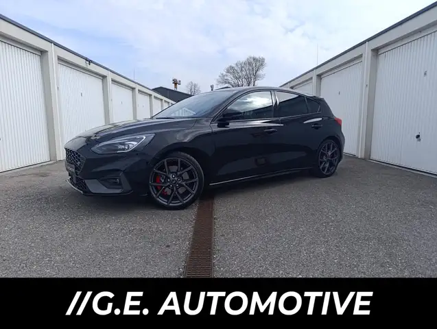 Ford Focus ST 2,3L EcoBoost 1.Besitz (EXP: 22.900,-)