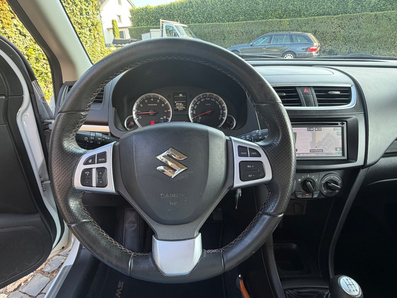 Suzuki Swift 1.2 Style EASSS Leer Navi Airco 5-drs — photo 5