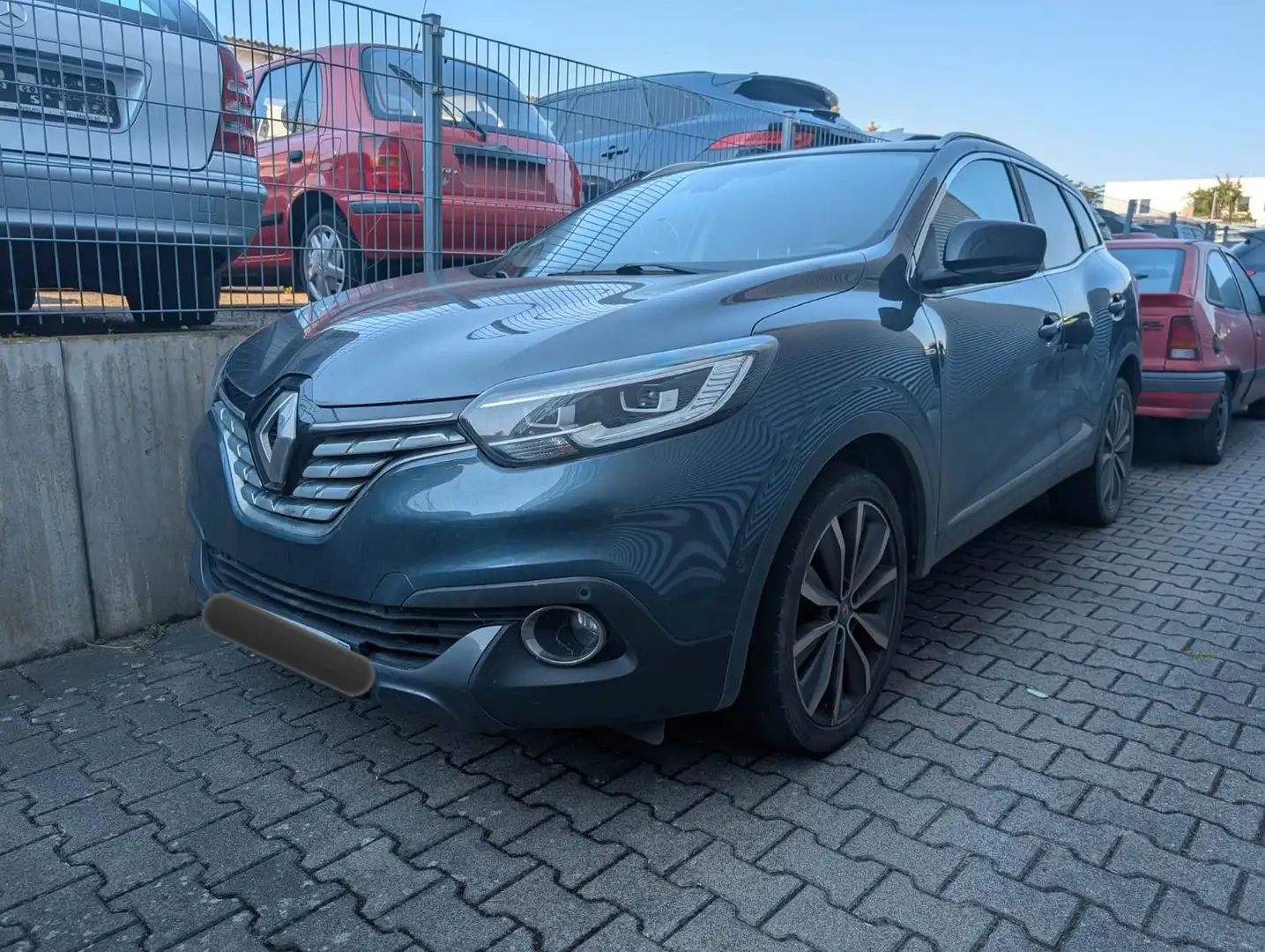 Renault Kadjar Bose Edition EDC Tce 130 Automatik Grau - 1