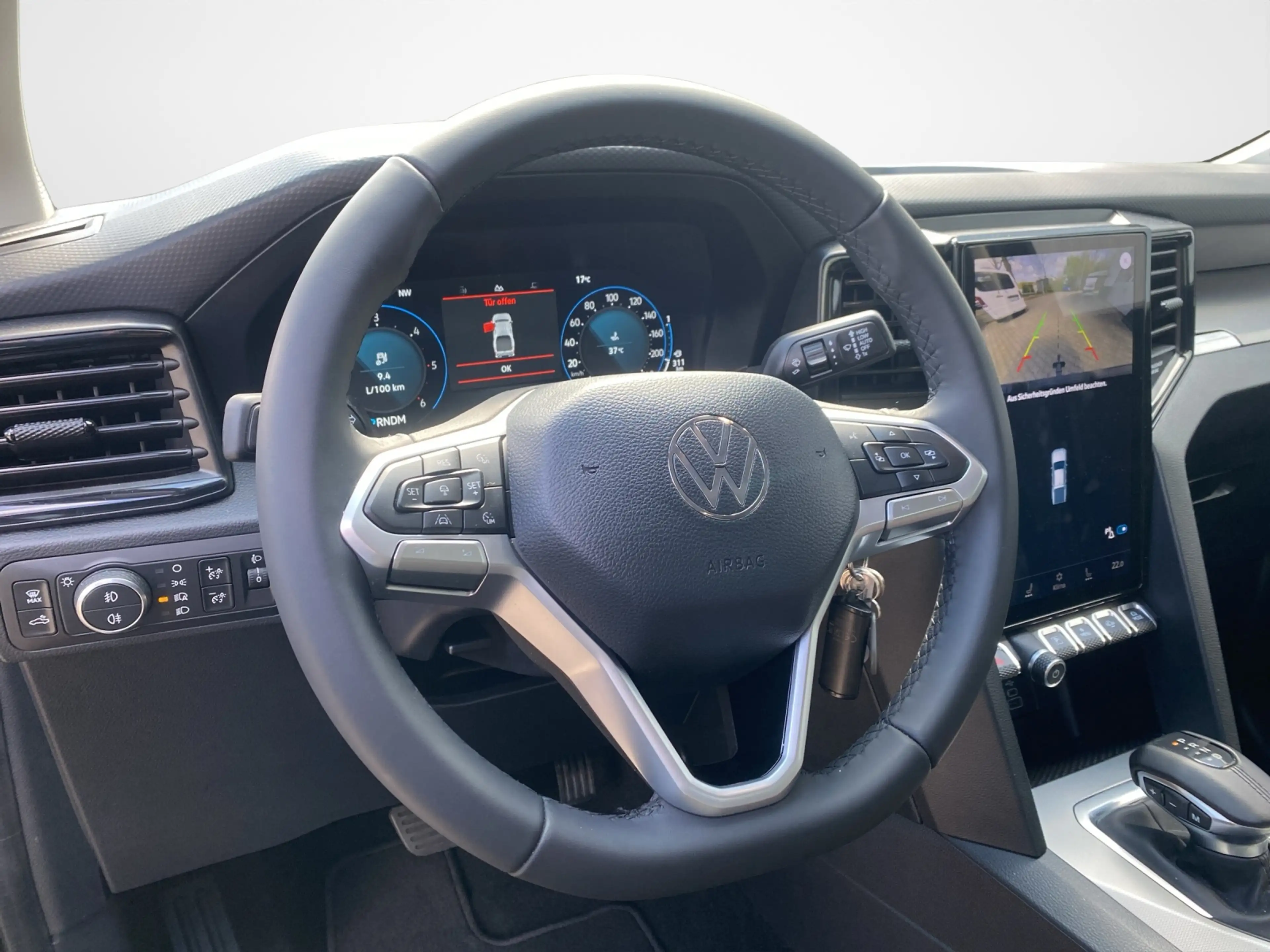 Volkswagen Amarok 2.0 TDI 4Motion Automatic Doka Life — photo 10