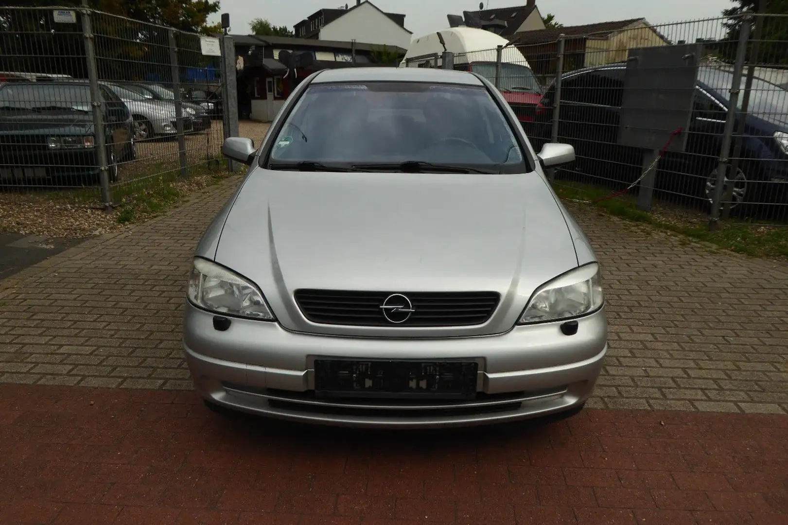 Opel Astra 1.6 16V Selection Sportive/Automatik/Klima Argent - 2