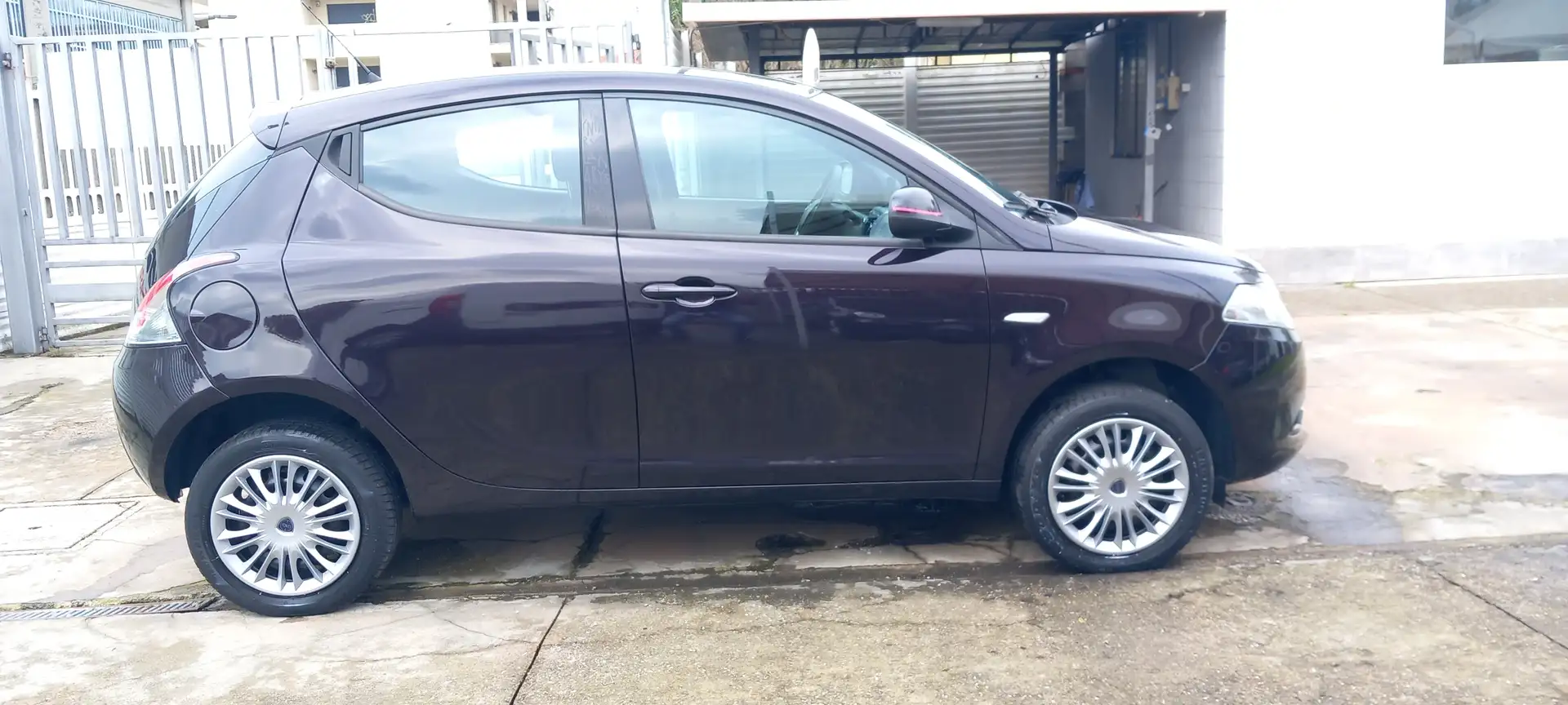 Lancia Ypsilon 0.9 t.air metano NO MAIL Lilla - 2